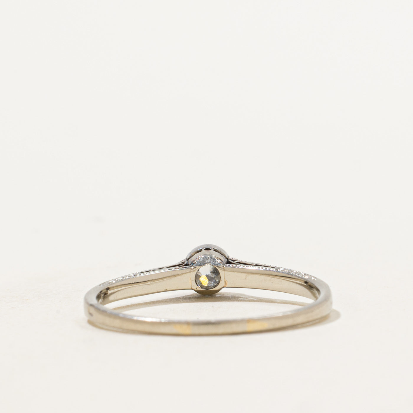 Bague Art Déco sertie de diamants | 0,17 ct | Taille 7,75 | 
