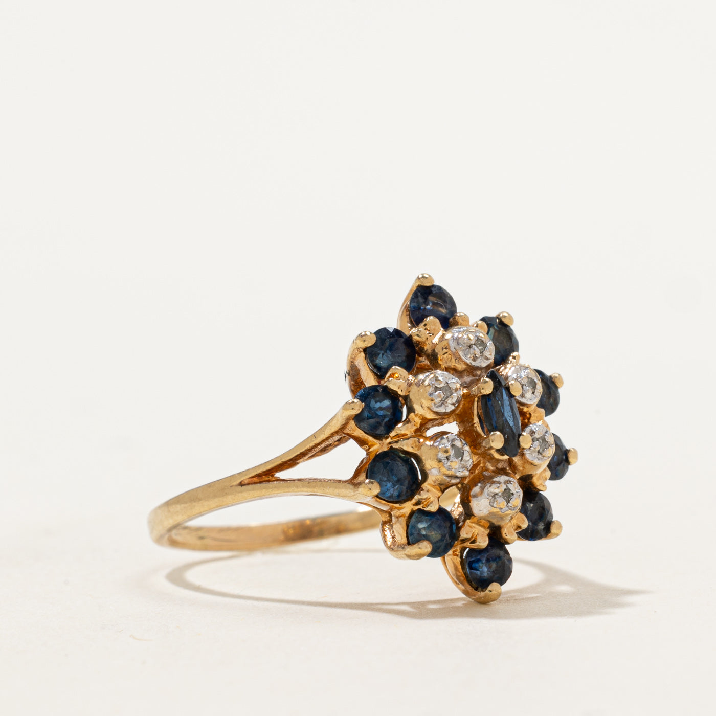 Bague cocktail saphir bleu et diamants | 1,15 ct, 0,02 ct | Taille 8,25 | 