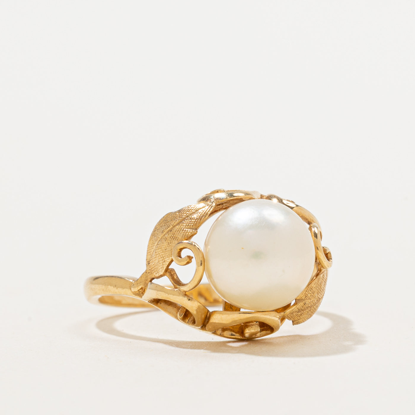 Japanese Akoya Pearl Ring | SZ 6.5 |