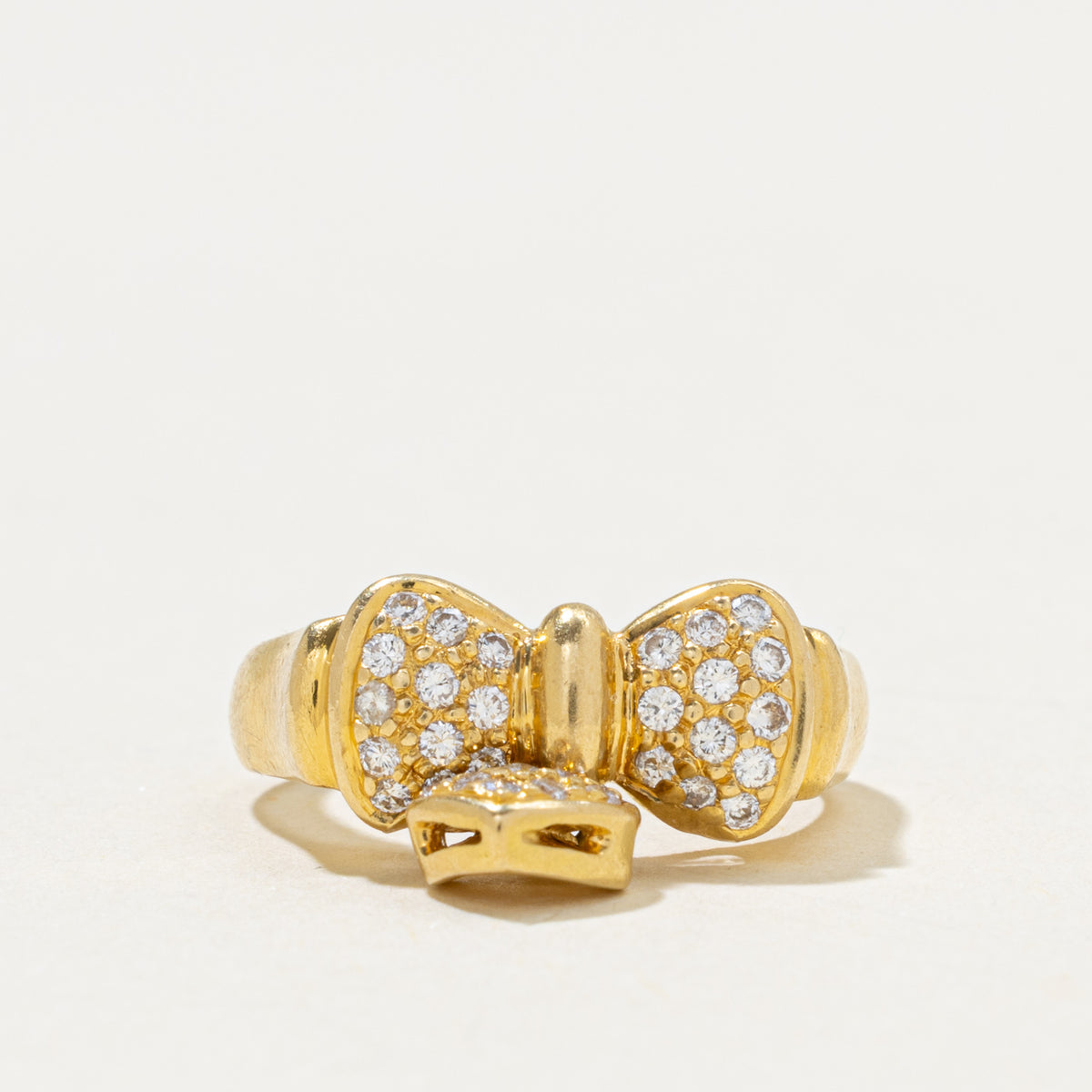 18k Diamond Bow w/ Dangling Heart Ring | 0.33ctw | SZ 5.25