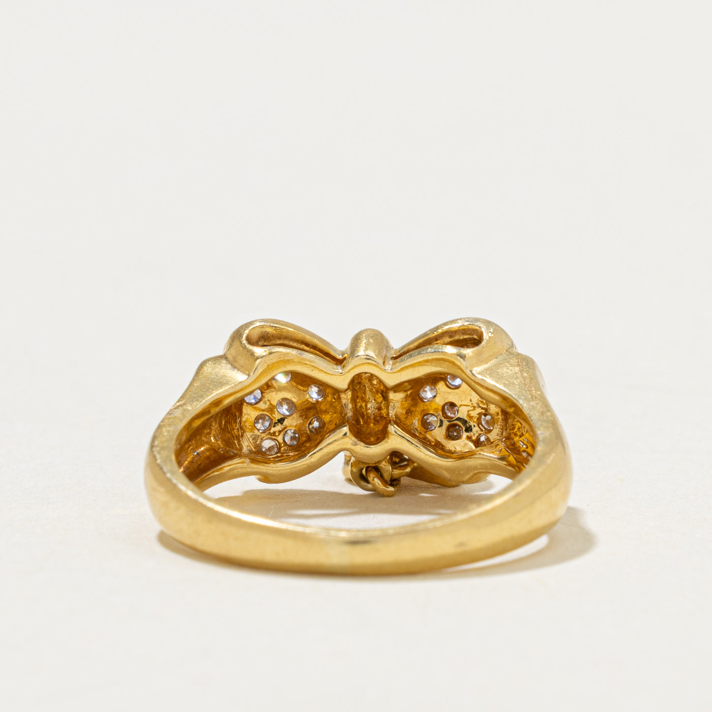 18k Diamond Bow w/ Dangling Heart Ring | 0.33ctw | SZ 5.25
