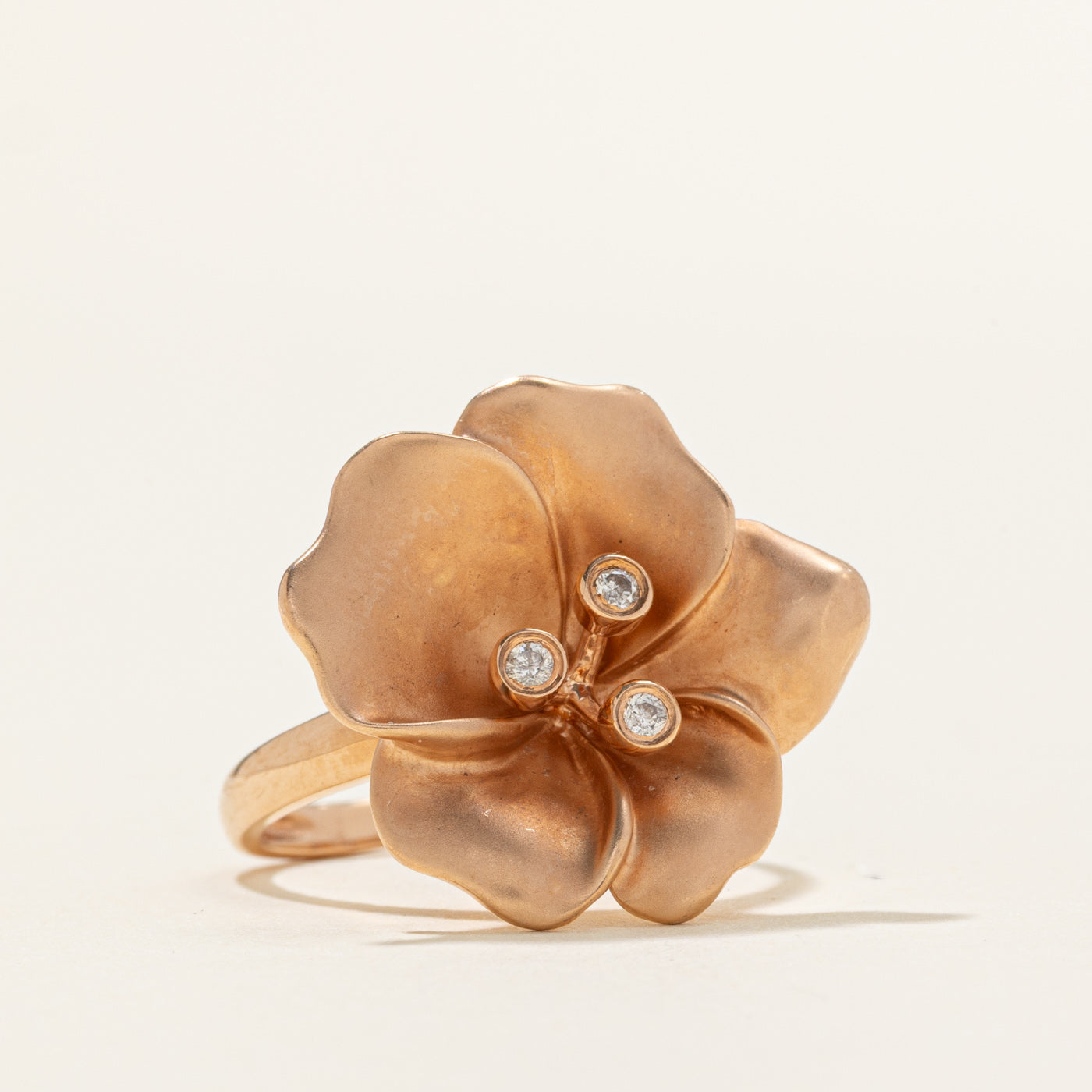 Diamond Flower Cocktail Ring | 0.05ctw | SZ 5.25