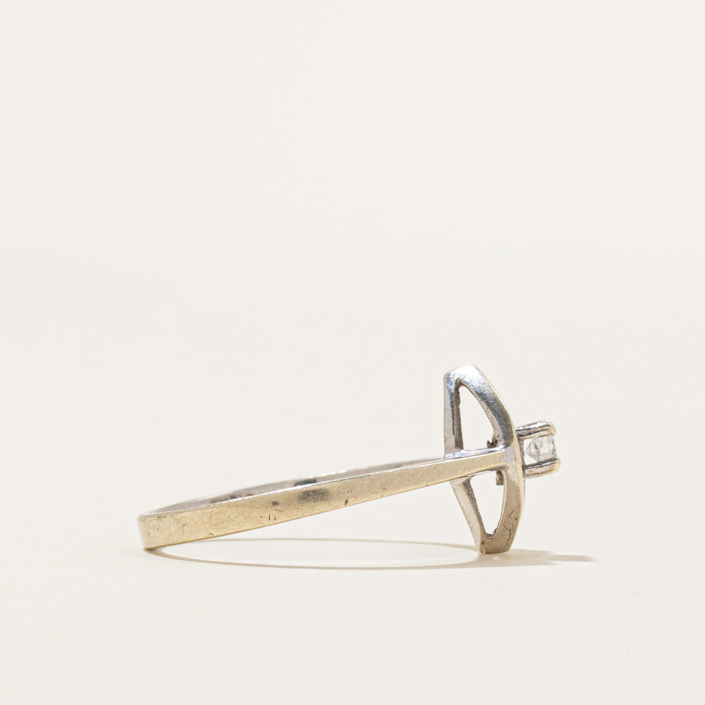 Floating Diamond Marquise Framed Ring | 0.09ct | SZ 6.75