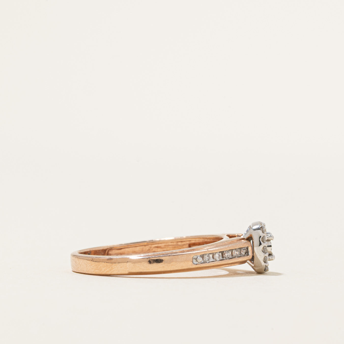 Bague sertie de diamants illusion halo | 0,16 ct | Taille 9,25