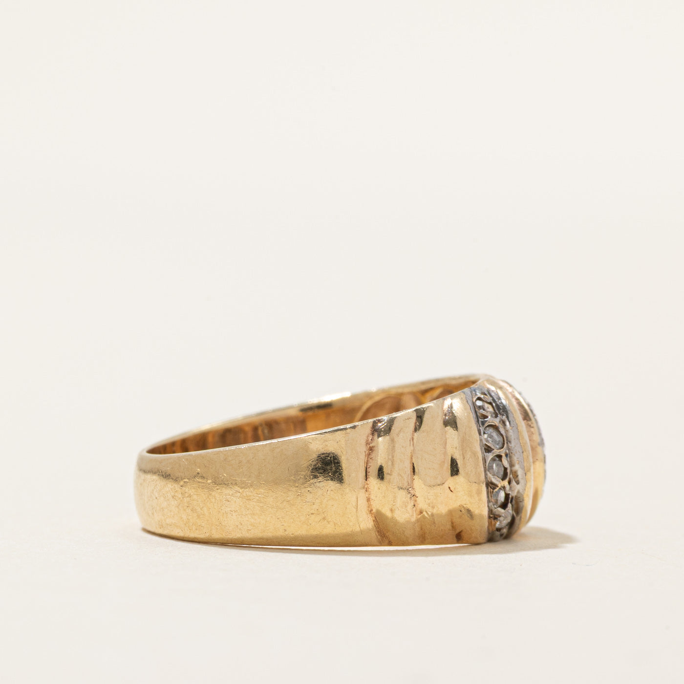 Bague rainurée sertie de diamants taille marquise | 0,15 ct | Taille 6,75