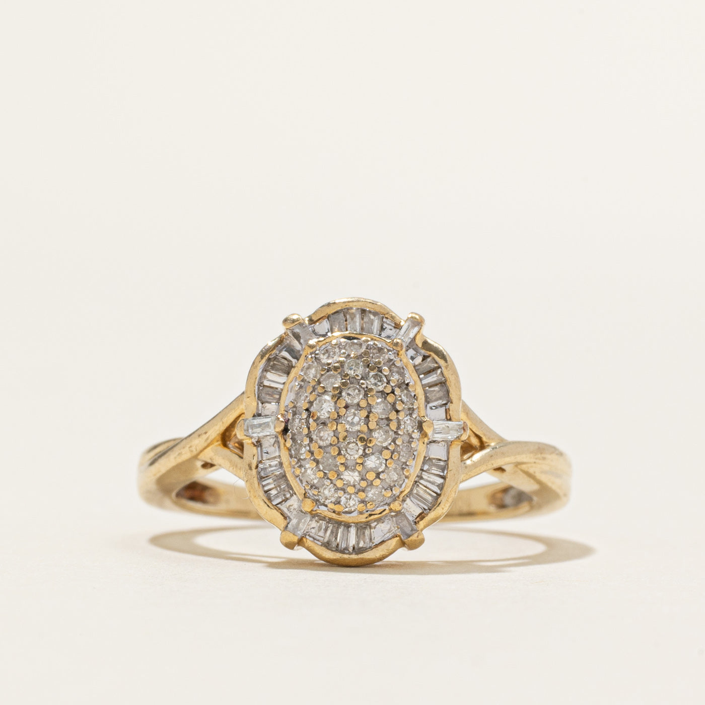 Multi Cut Diamond Oval Cluster Ring | 0.20ctw | SZ 7