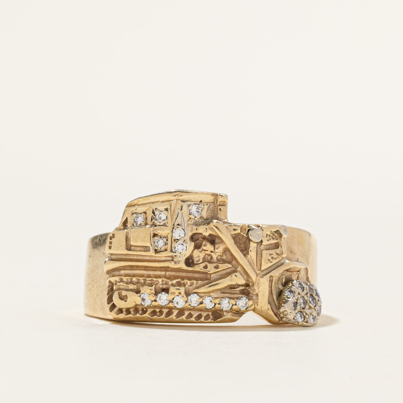 Diamond Bulldozer Ring | 0.20ctw | SZ 12.75