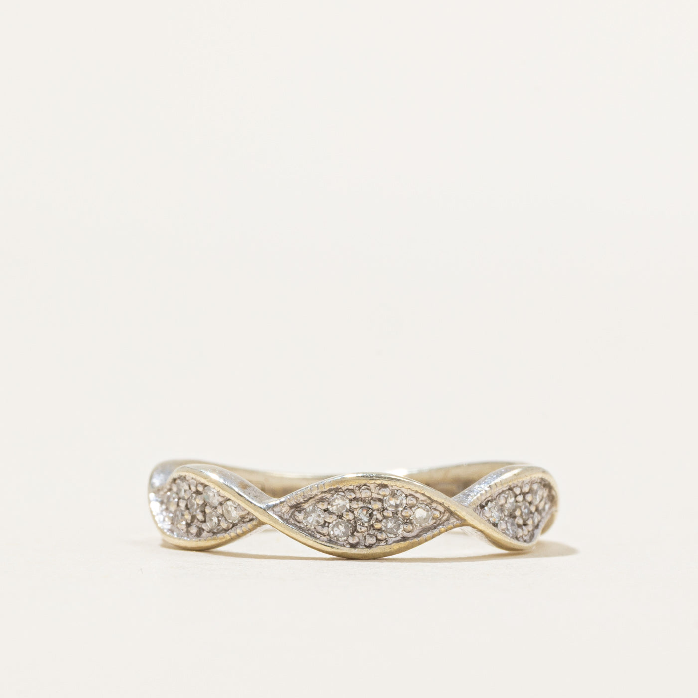 Diamond Cluster Cross Over Band | 0.10ctw | SZ 5