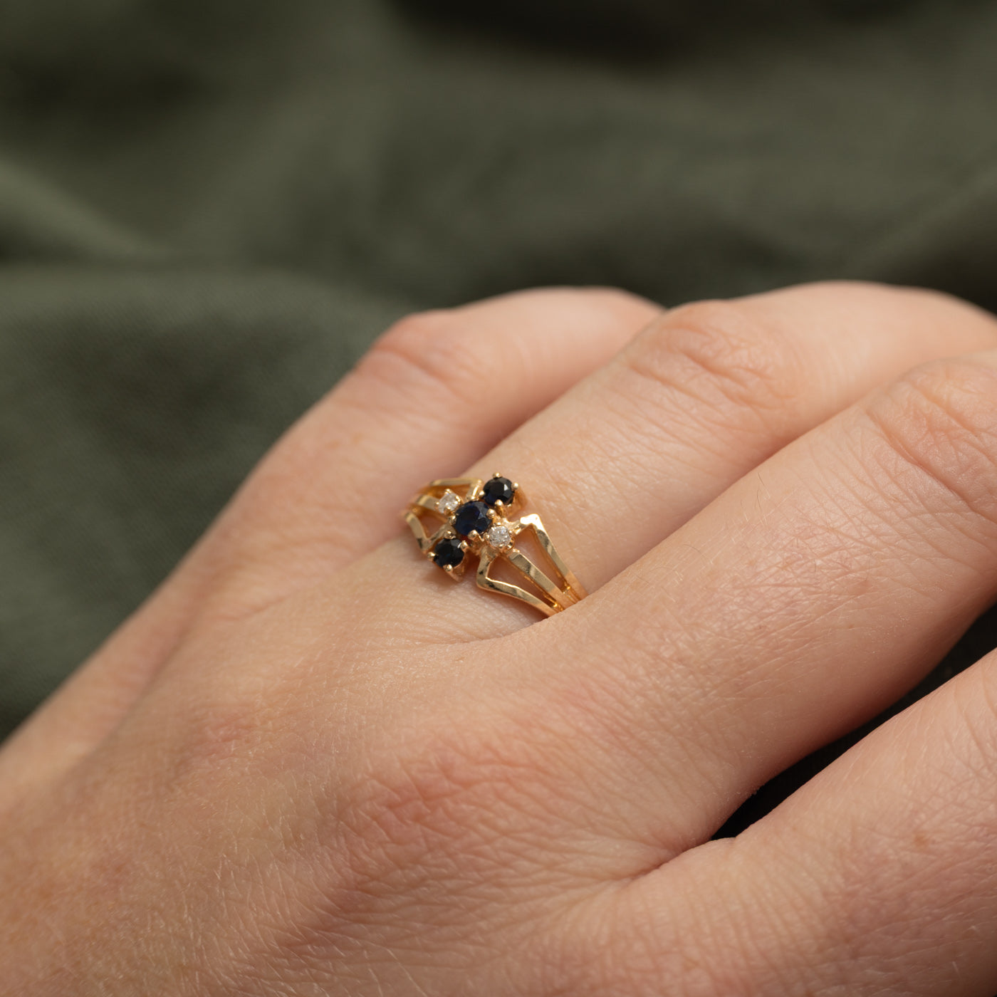 Sapphire & Diamond Column Open Shank Ring | SZ 7