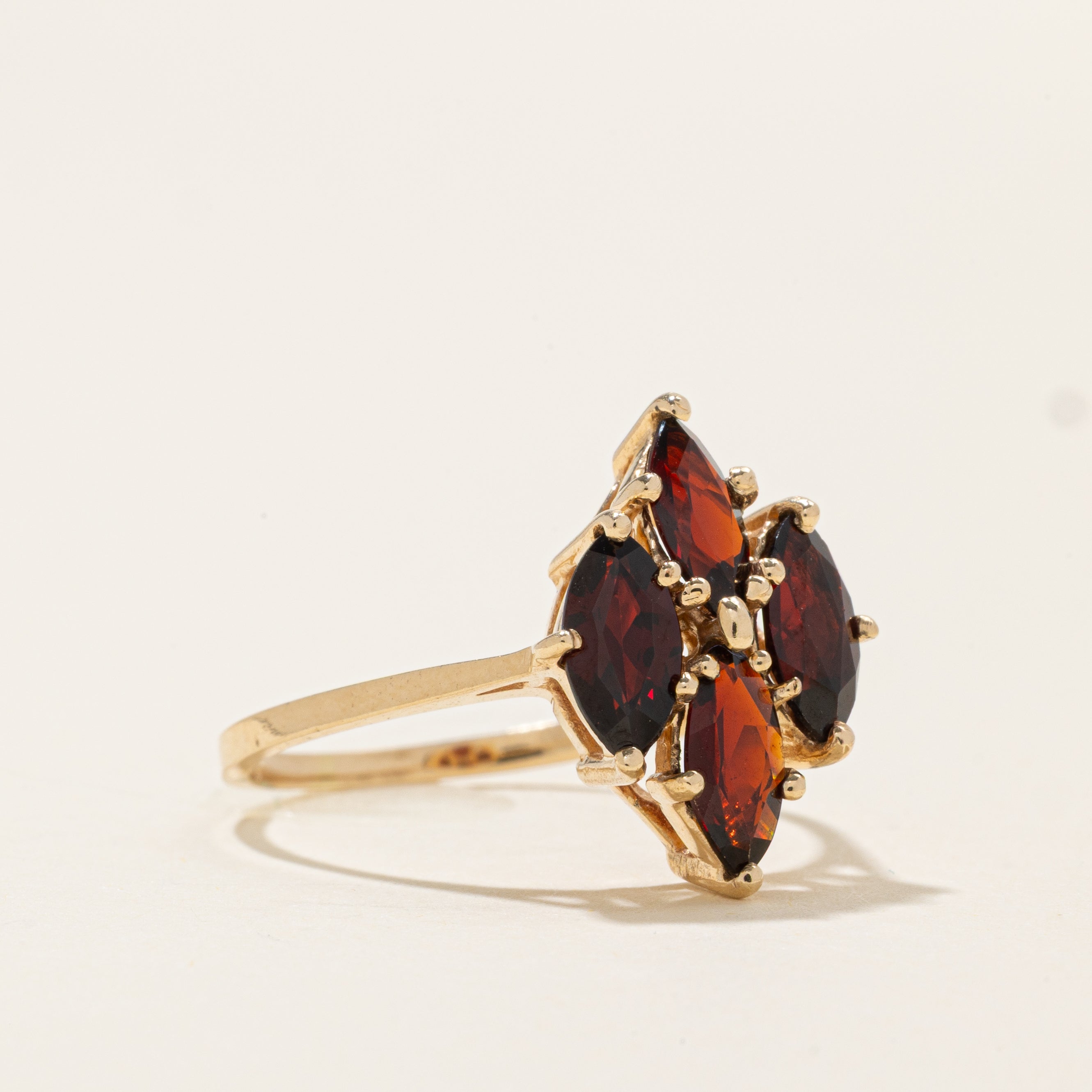 Four Stone Garnet Cluster Ring | 6.0ctw | SZ 9.0 |