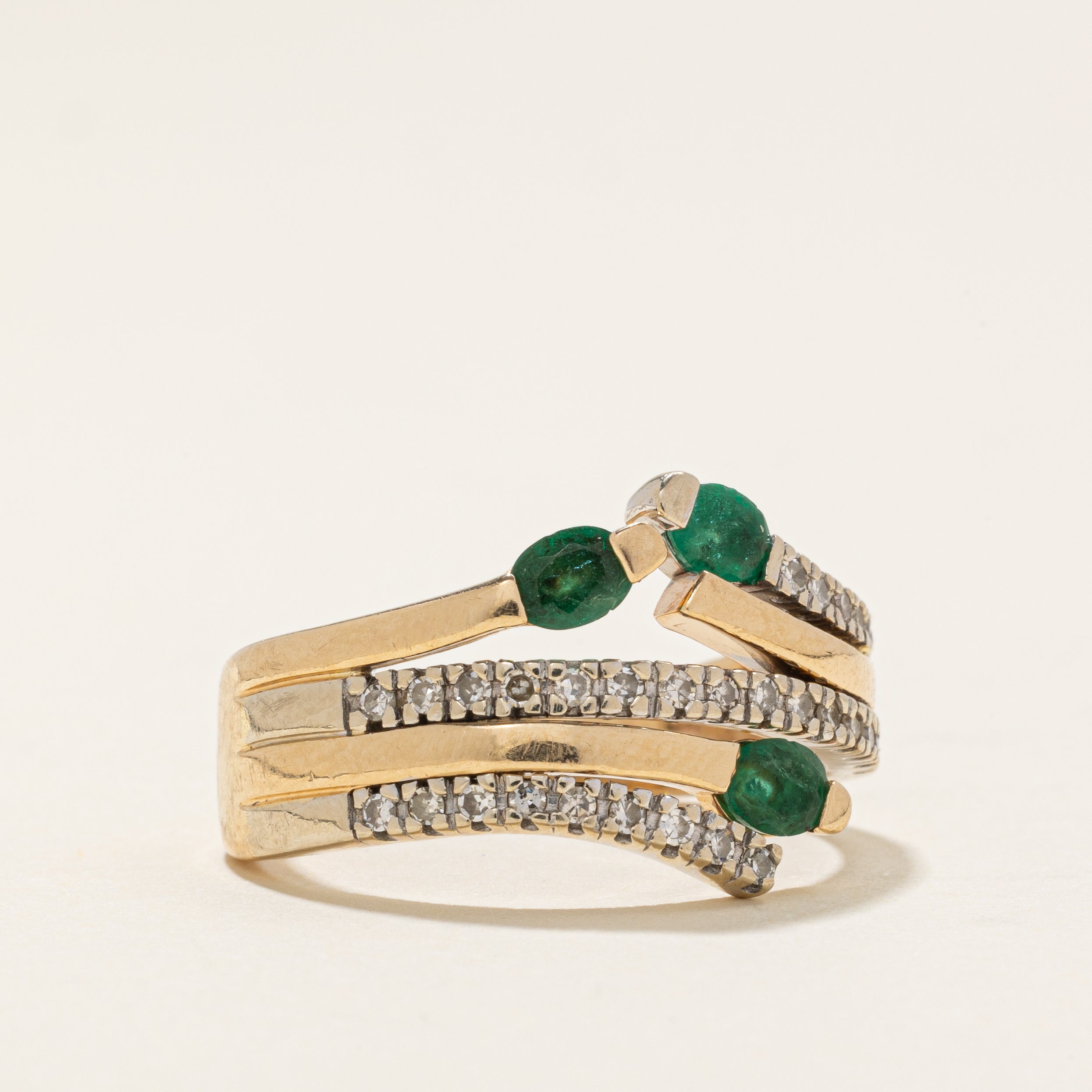 Bague sertie d'émeraudes et de diamants en couches | 0,07 ct | Taille 7,5 |