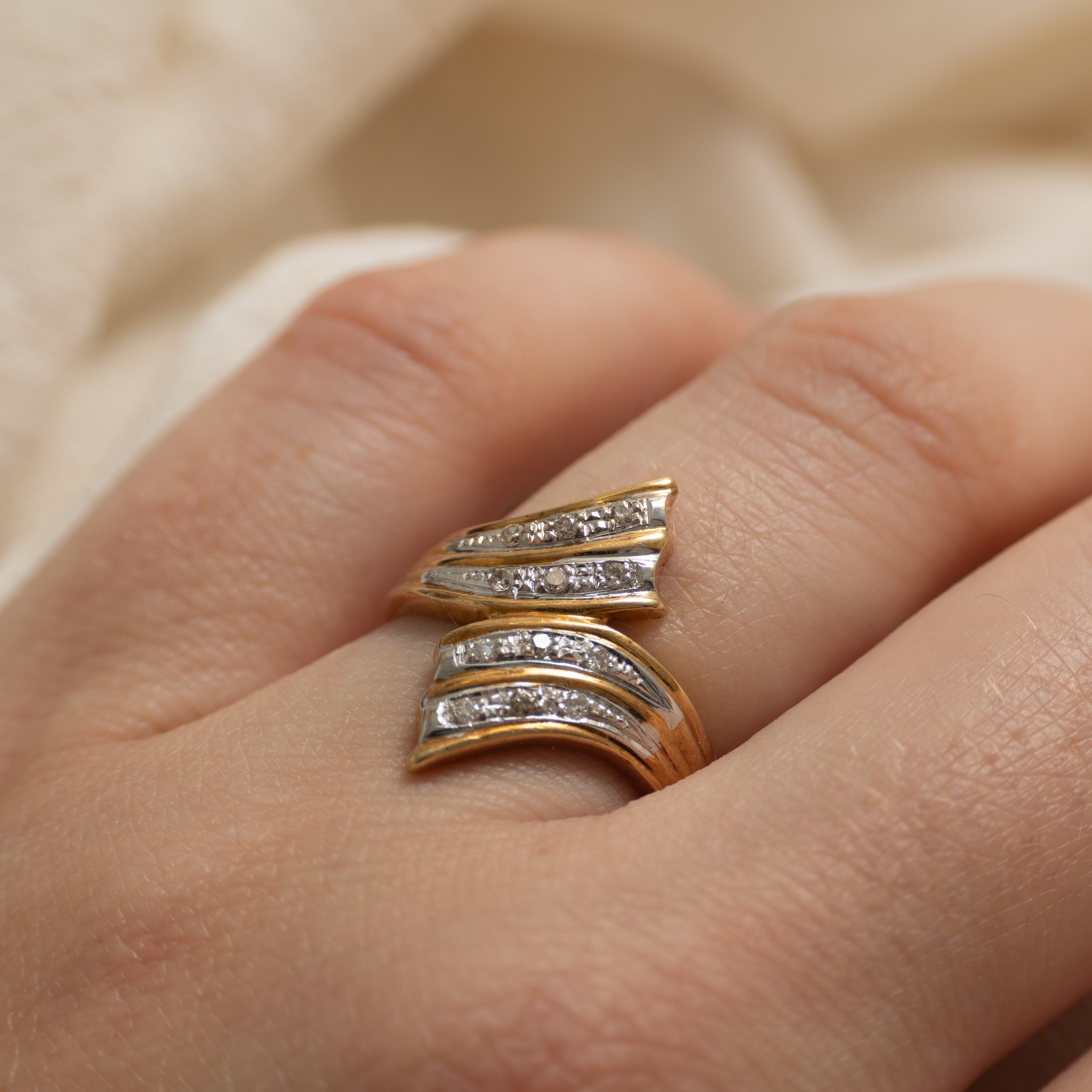 Two Tone Diamond Grooved Bypass Ring | SZ 6.5