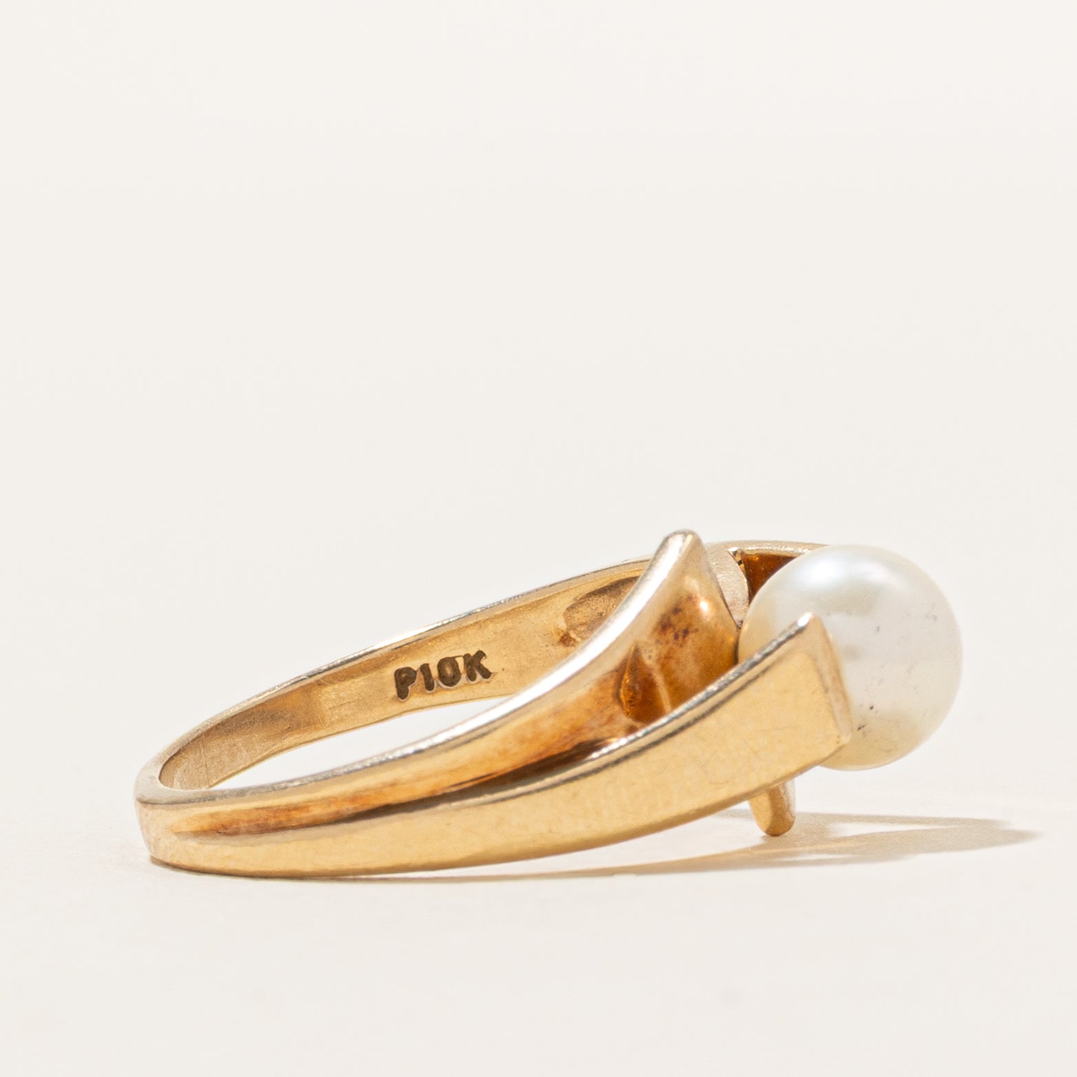 Solitaire Pearl Bypass Ring | SZ 6.25