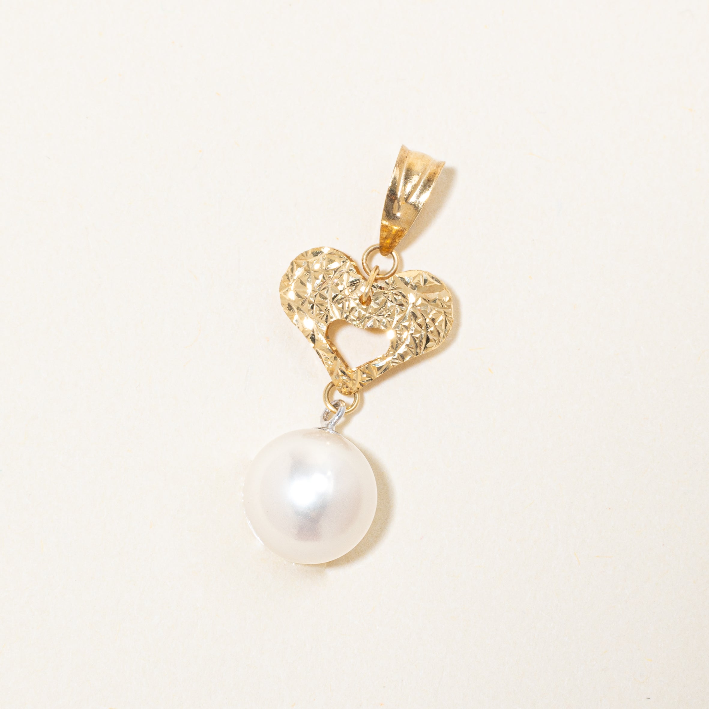 Pearl Dangle Heart Pendant