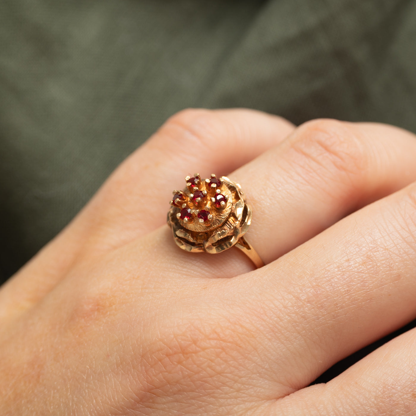 Red Pasté Glass Floral Cocktail Ring | 0.30ctw | SZ 5.25