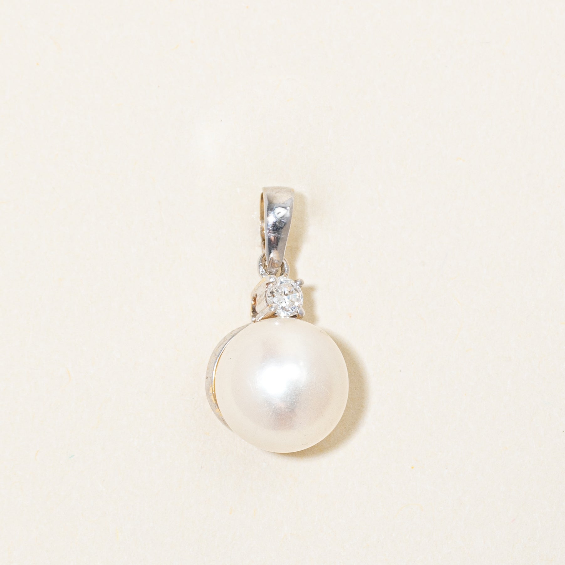 Pearl & Diamond Drop Pendant | 0.06ct |