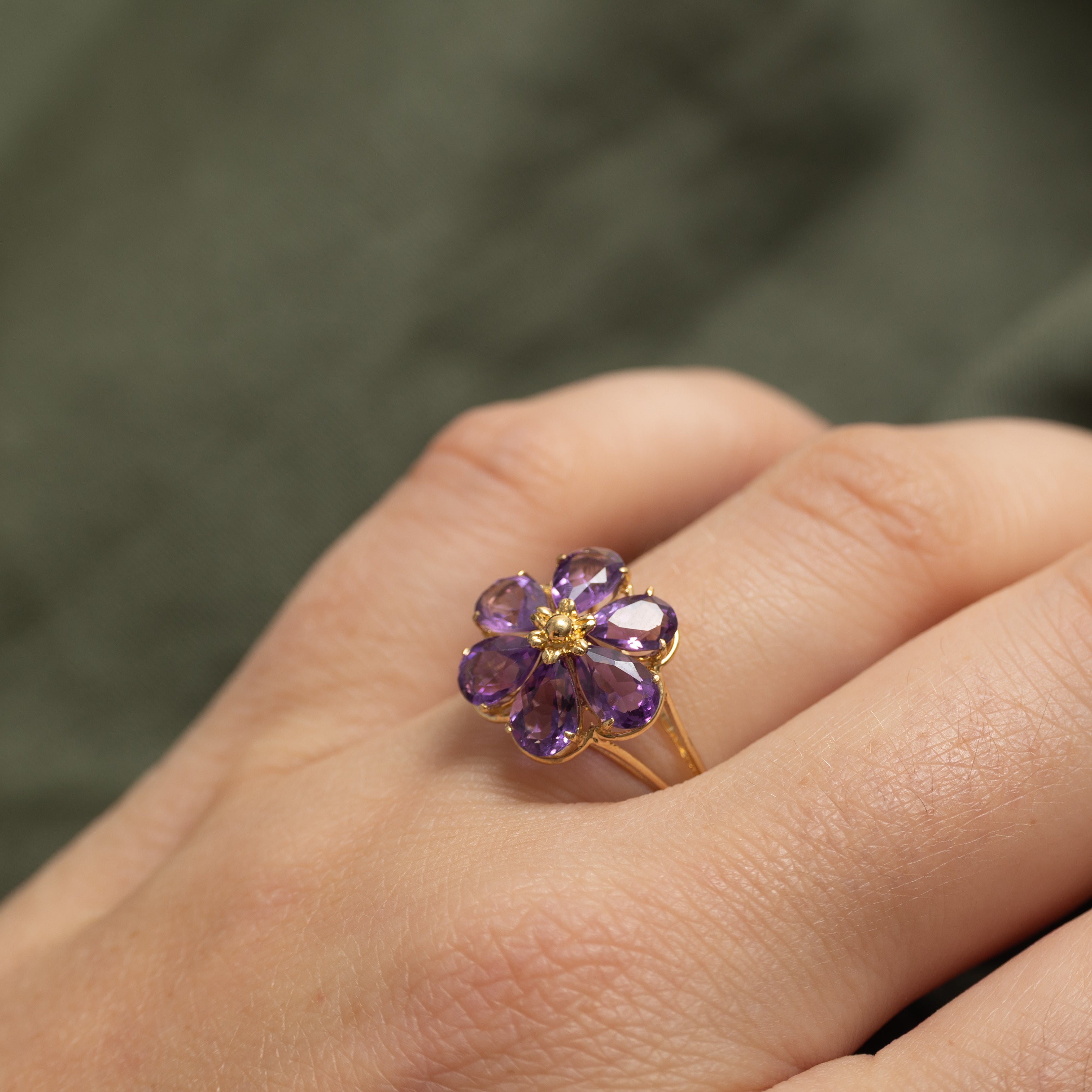 Pear Cut Amethyst Flower Cocktail Ring | 2.00ctw | SZ 6.75