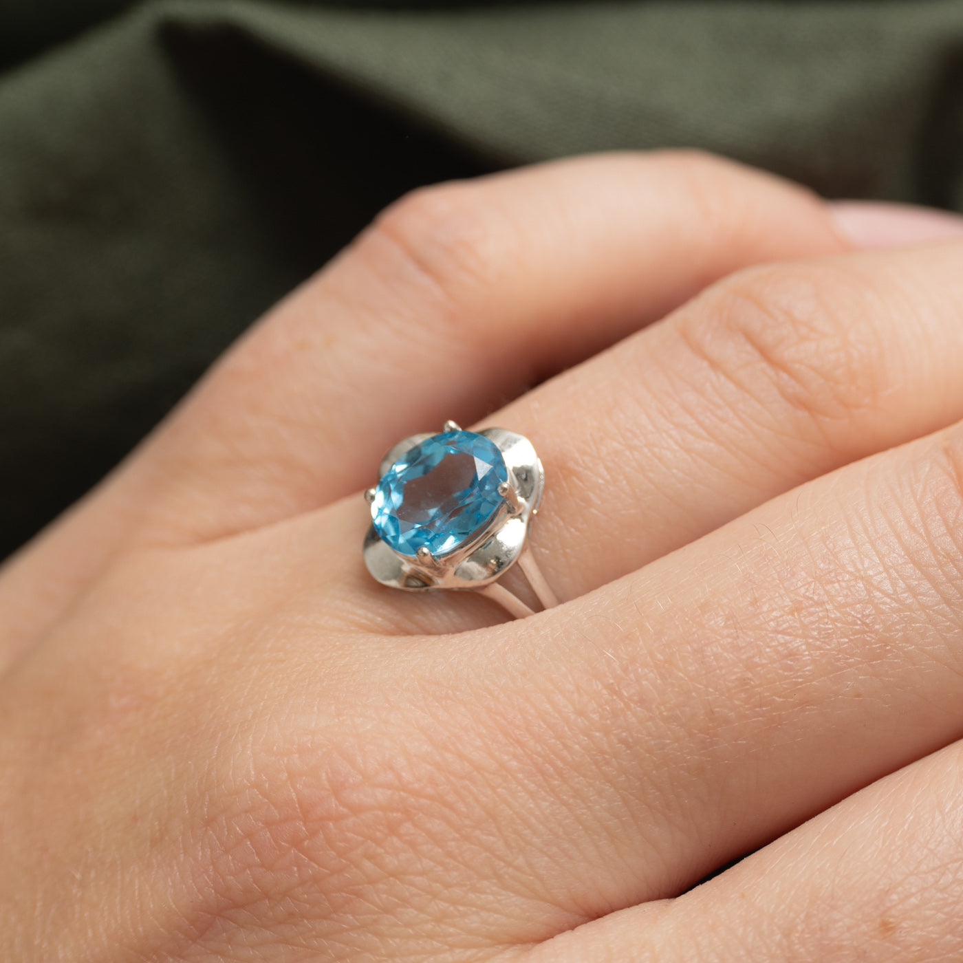 Basket Set Blue Topaz Ring | 2.30ct | SZ 7
