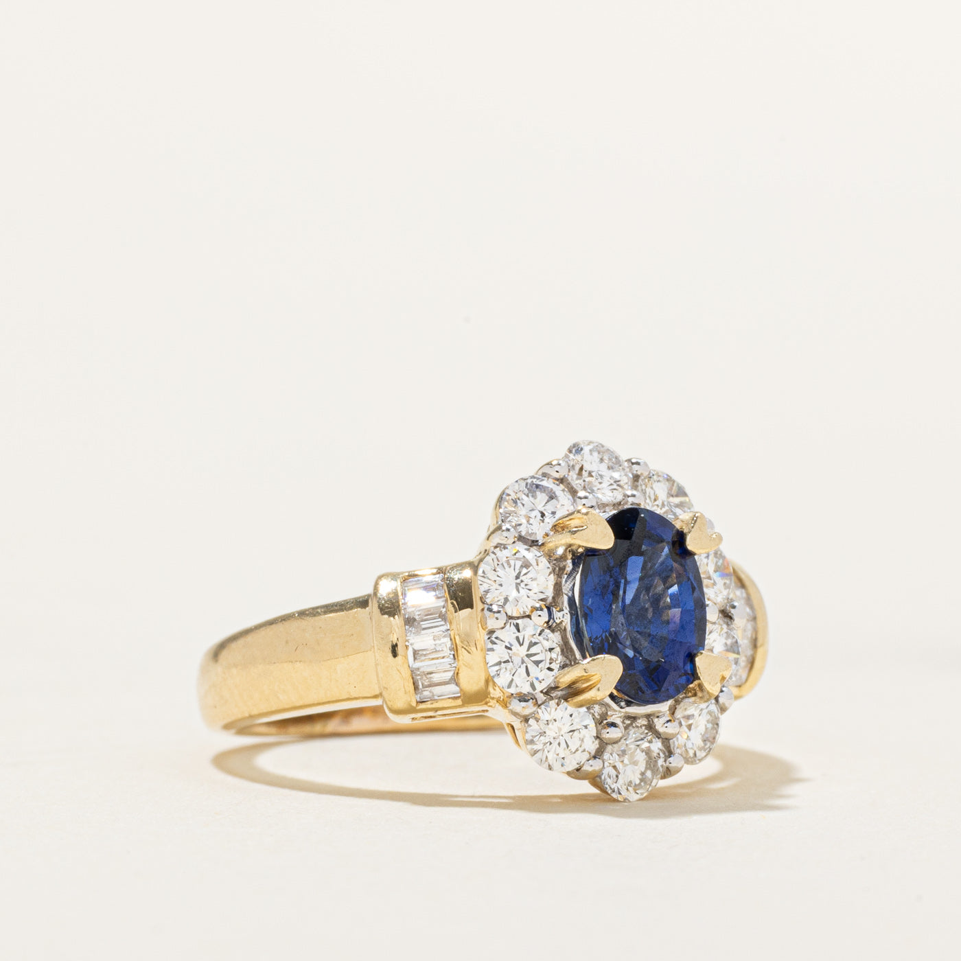 Oval Cut Sapphire & Diamond Scalloped Halo Ring | 0.93ct, 0.75ctw | SZ 5.5