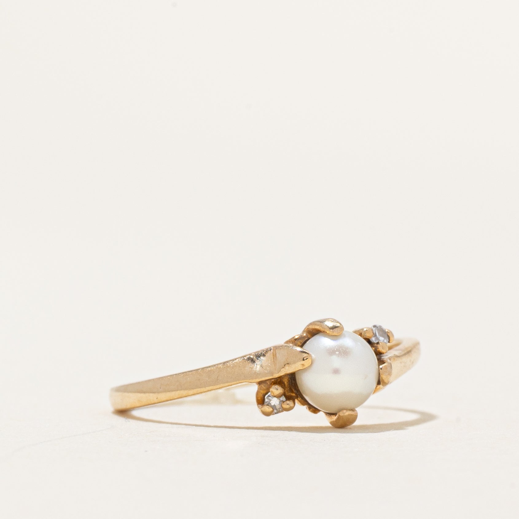 Pearl & Diamond Bypass Ring | 0.01ctw | SZ 5.75