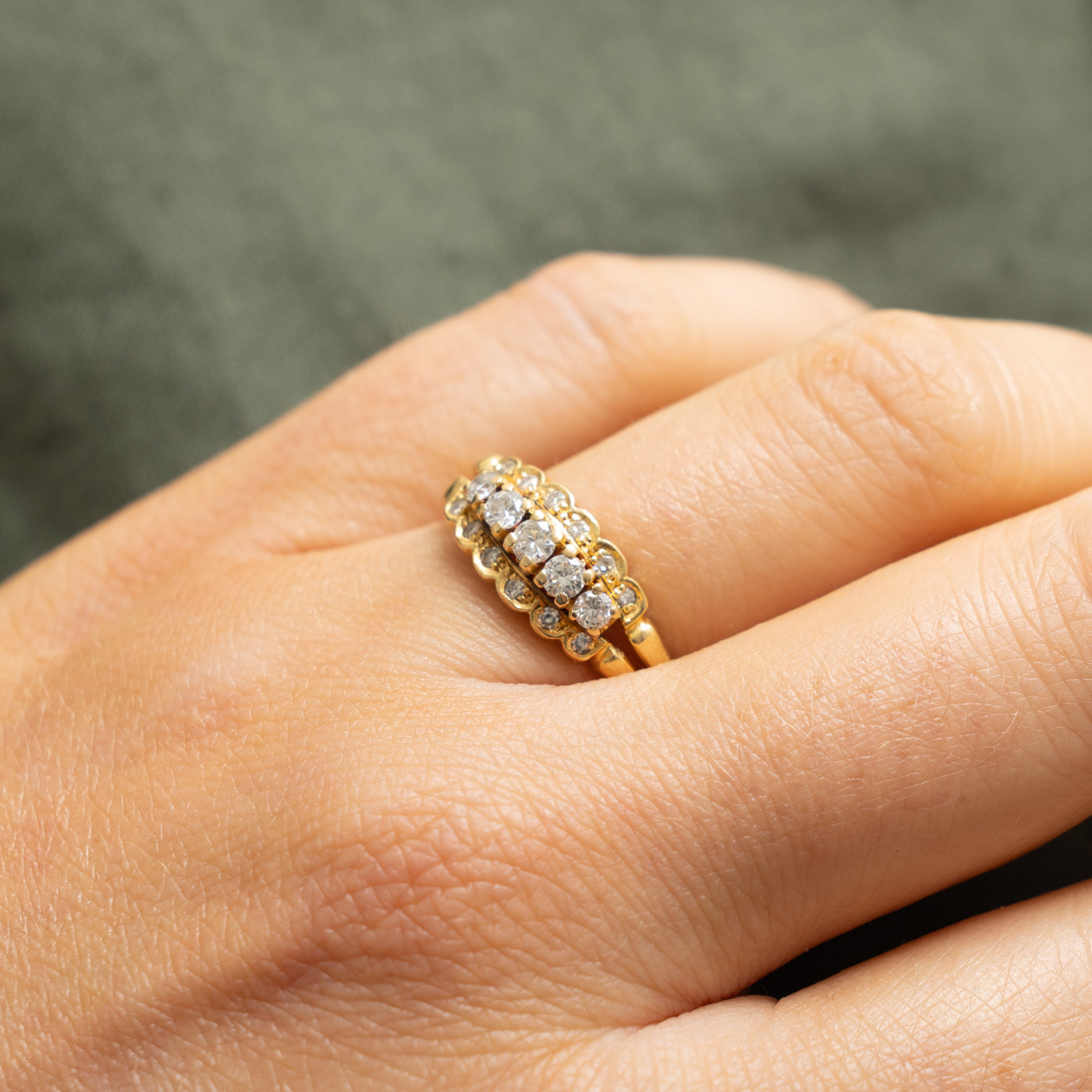 19k Multi Row Diamond Scalloped Ring | 0.30ctw | SZ 9.25