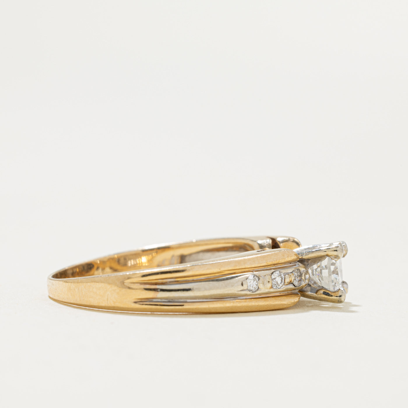 14k Two Tone Diamond Grooved Ring | 0.40ct I1 K, 0.12ctw | SZ 8.25