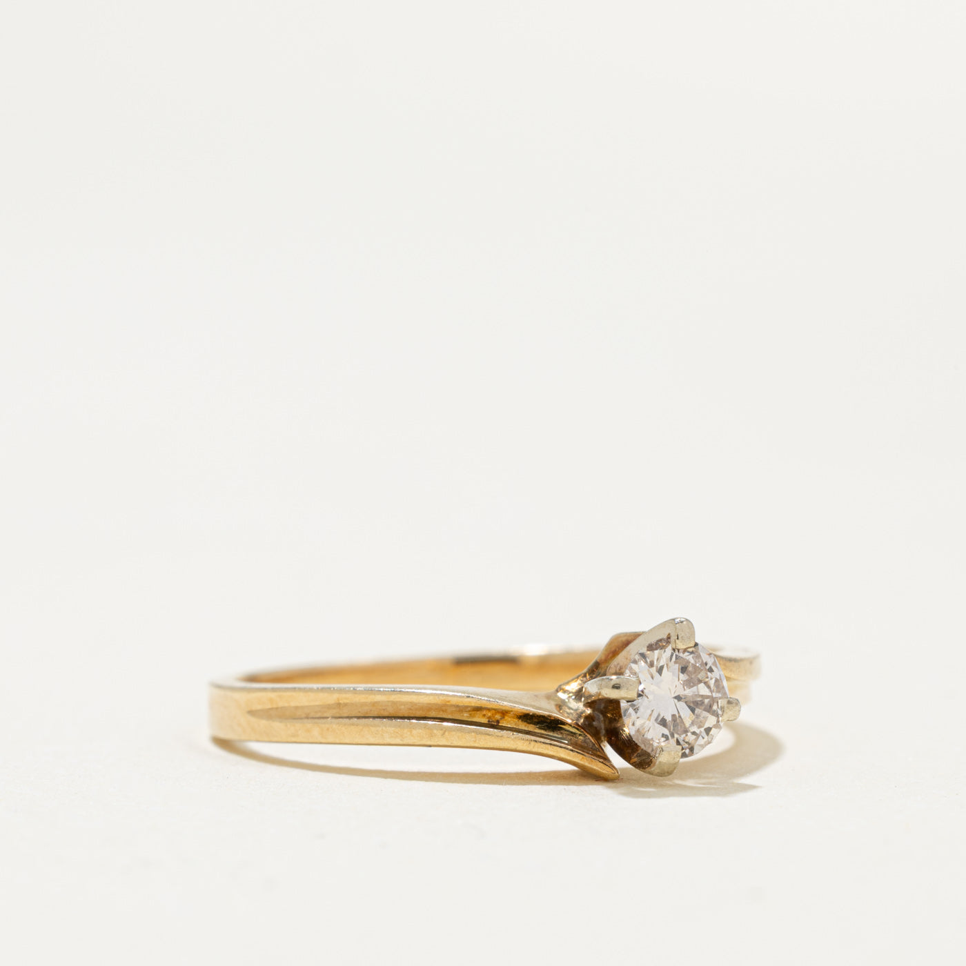 14k Solitaire Diamond Grooved Bypass Ring | 0.22ct | SZ 6