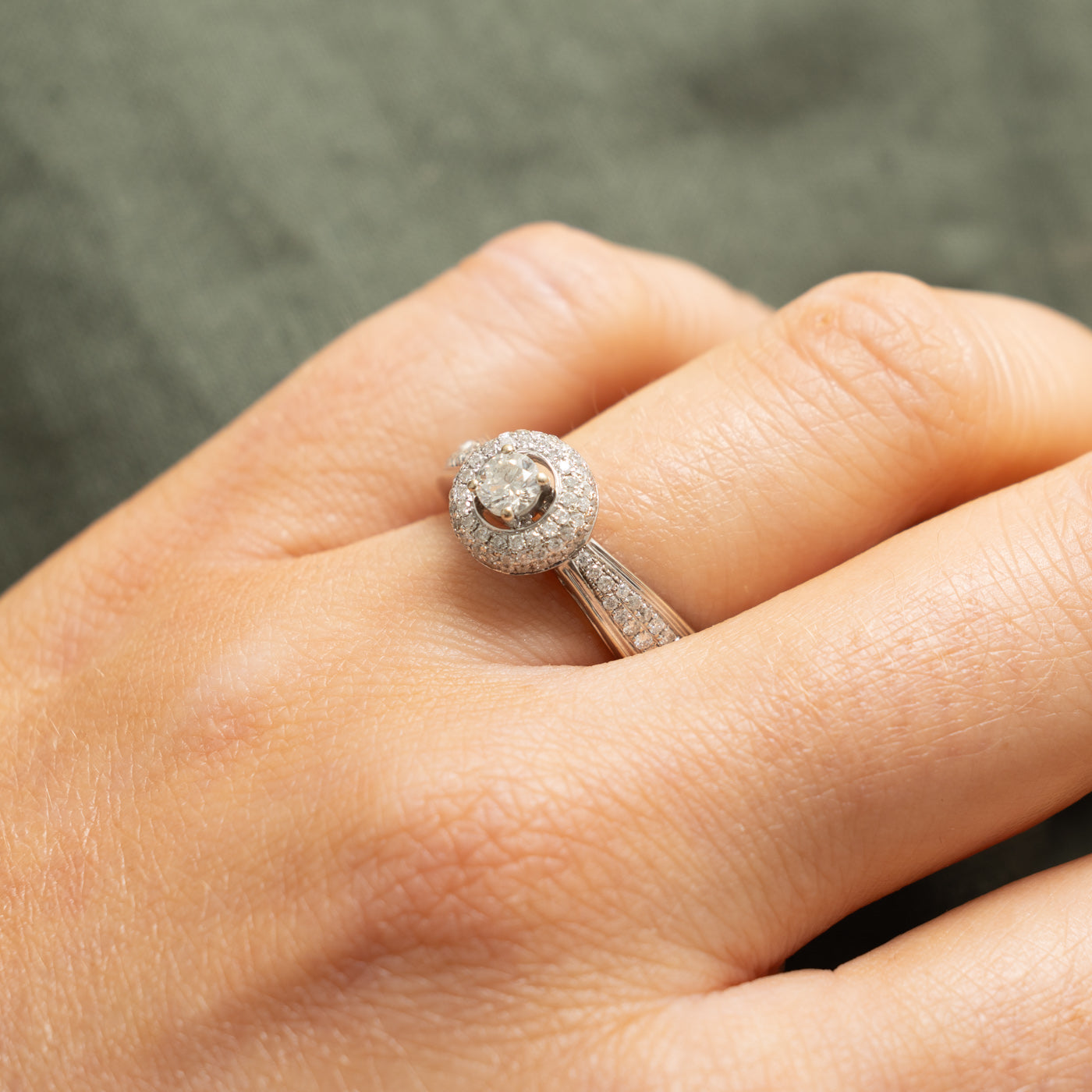 14k White Gold Diamond Halo Reverse Tapered Ring | 0.45ctw | SZ 7