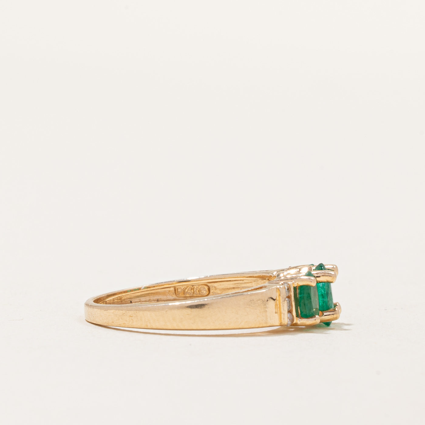 Emerald & Diamond Ring | 0.65ctw, 0.03ctw | SZ 6.75 |