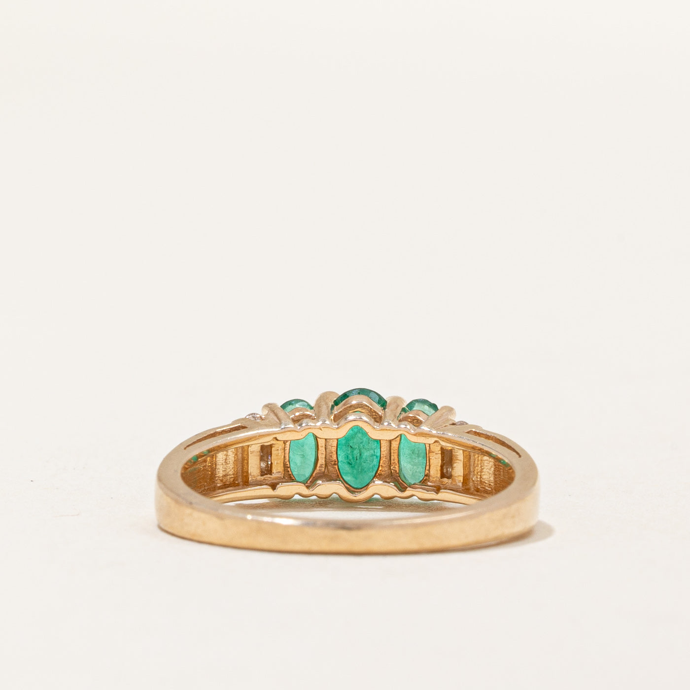 Emerald & Diamond Ring | 0.65ctw, 0.03ctw | SZ 6.75 |