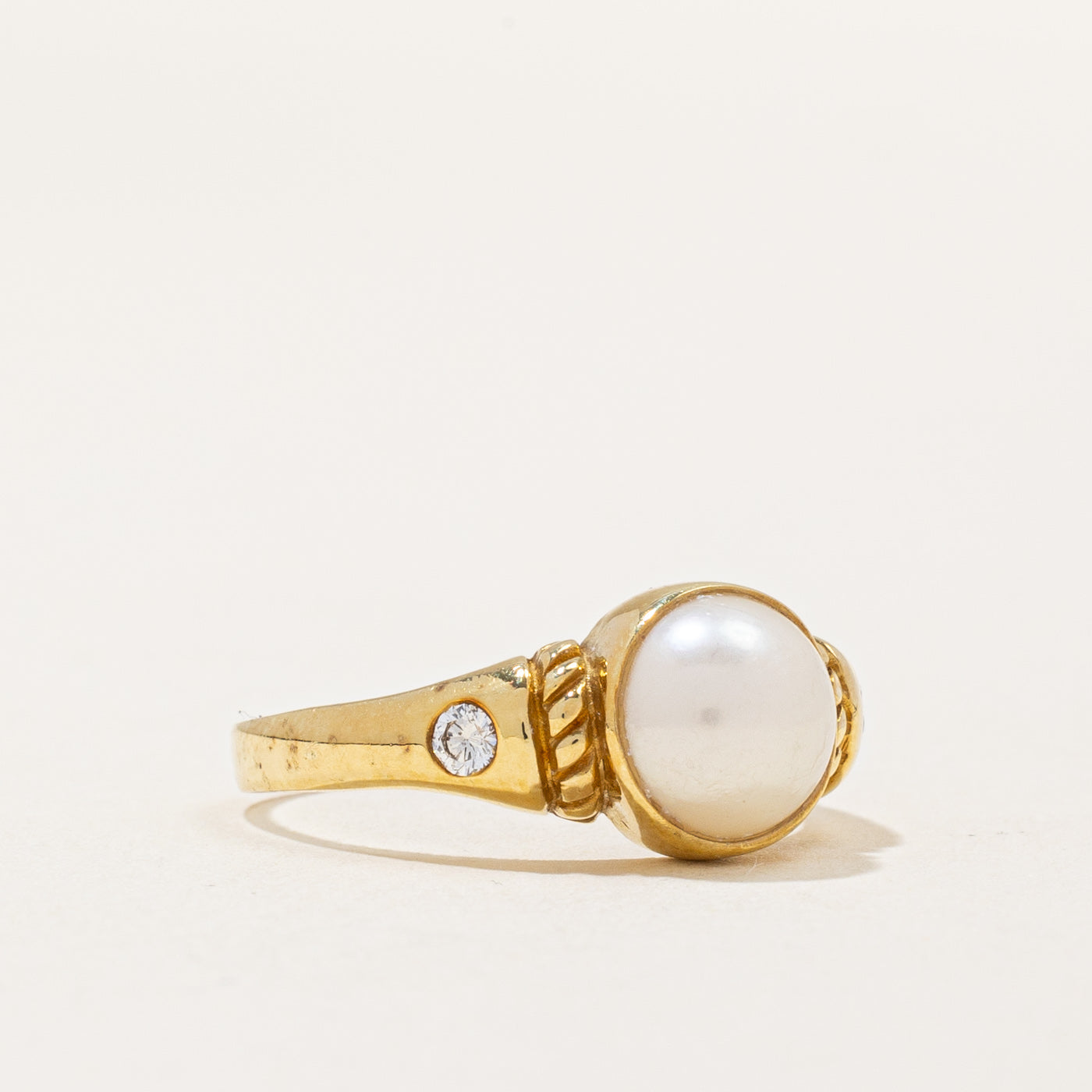 Pearl & Diamond Cocktail Ring | 0.08ctw | SZ 6.5 |