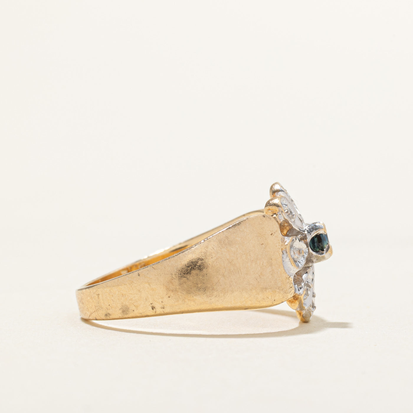 Sapphire & Diamond Flower Ring | 0.10ct, 0.06ctw | SZ 6