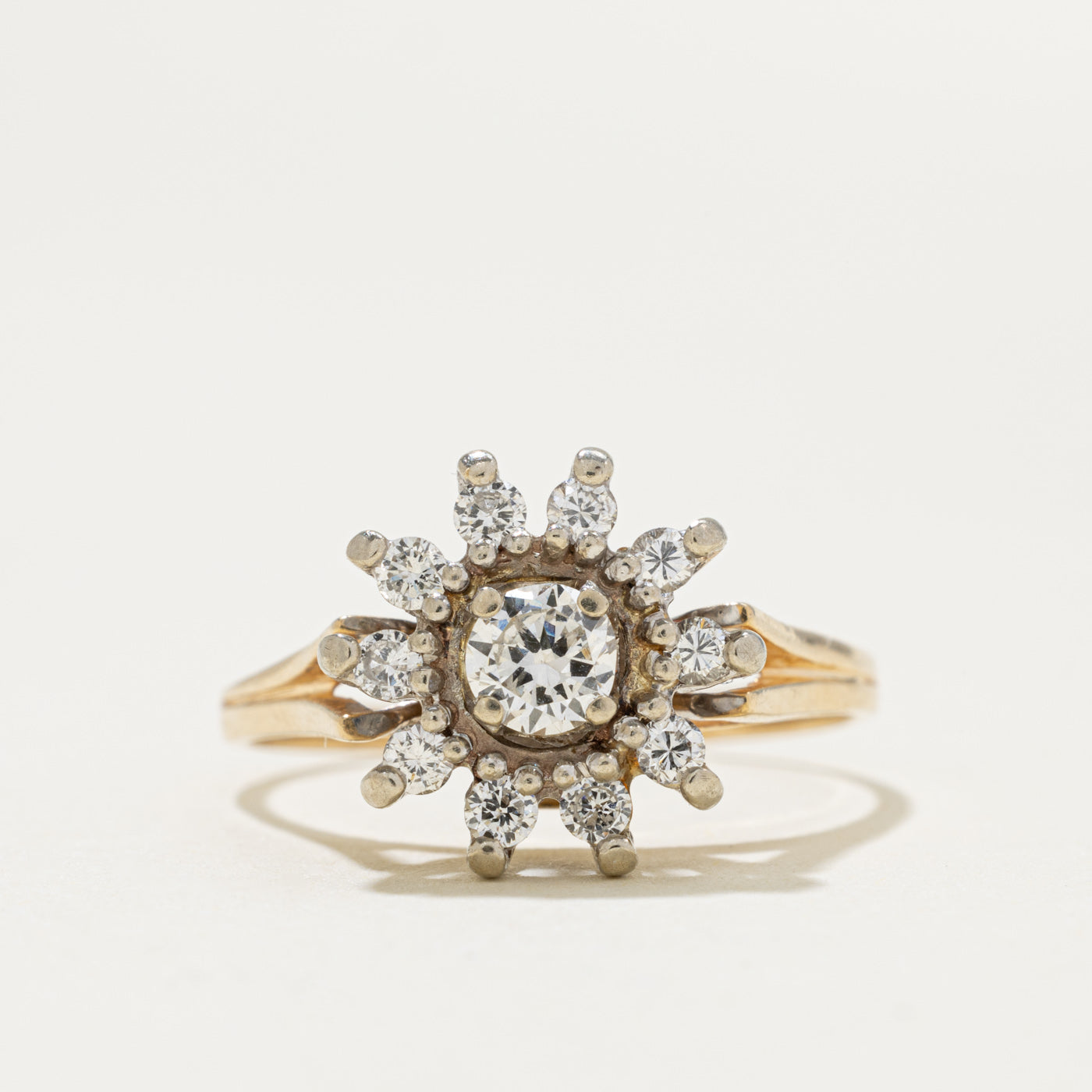 14k Diamond Halo Star Engagement Ring | 0.27ct VS2 G, 0.20ctw | SZ 8
