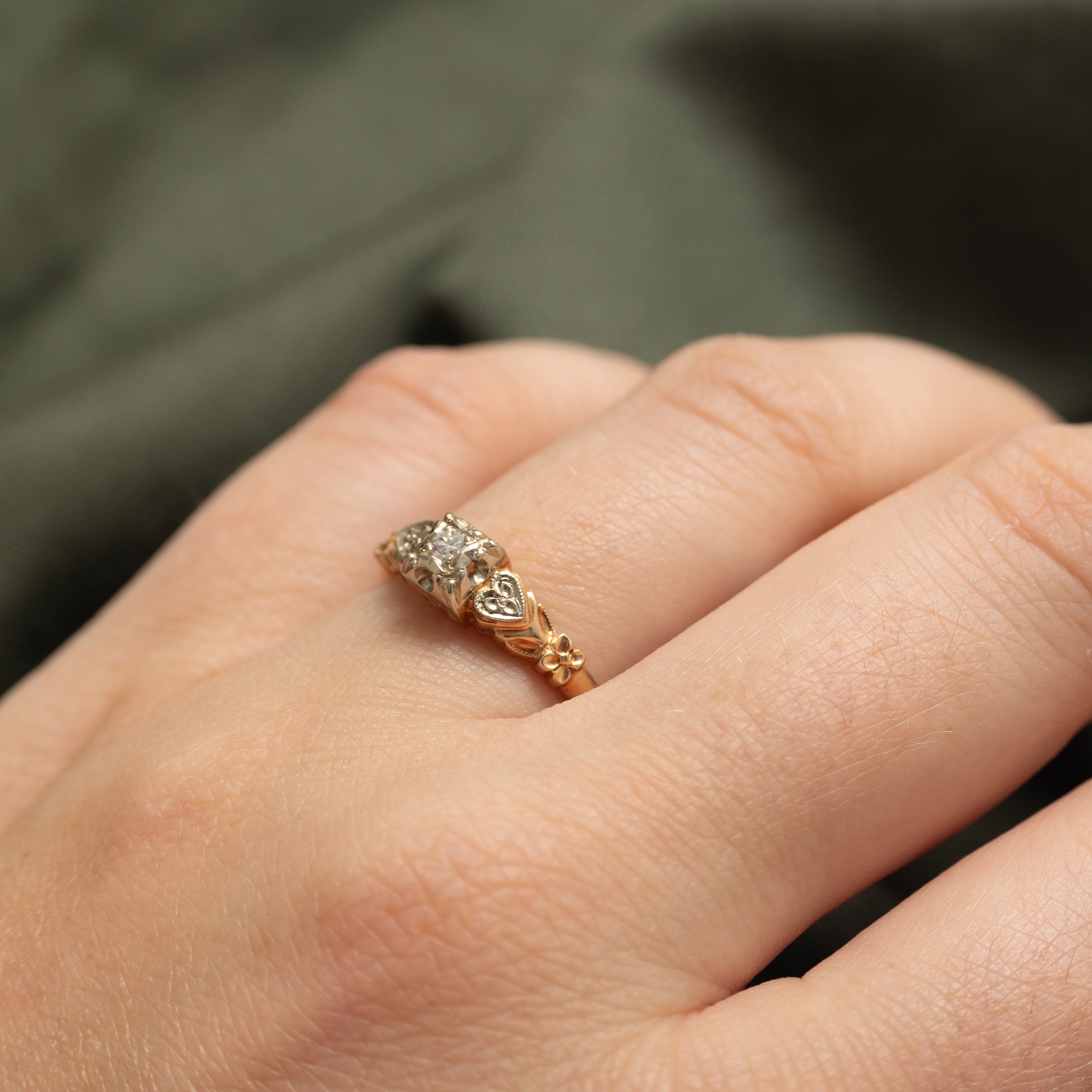 Two Tone Gold Diamond Ornate Ring | SZ 6