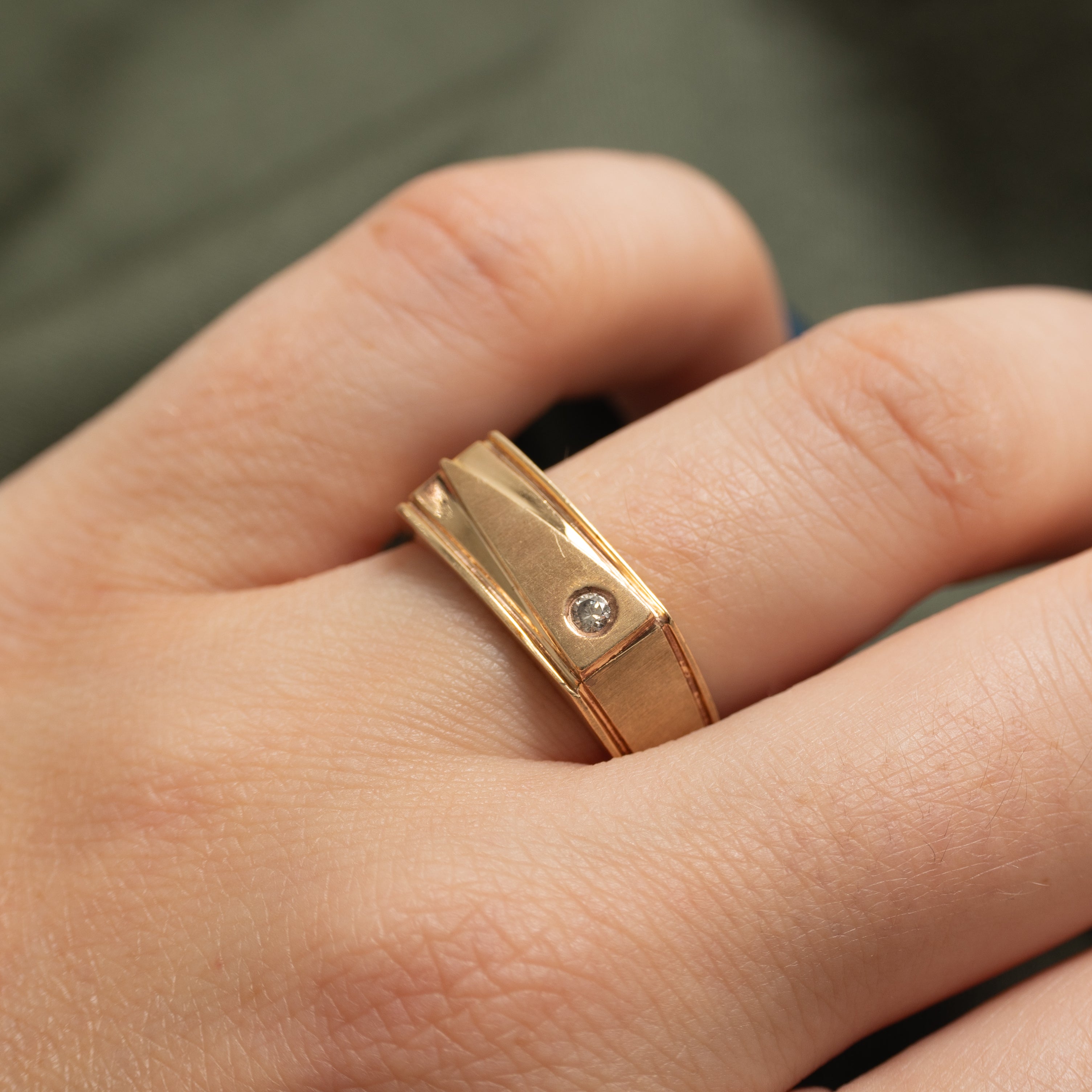 Diamond Matte & Grooved Signet Ring | SZ 9