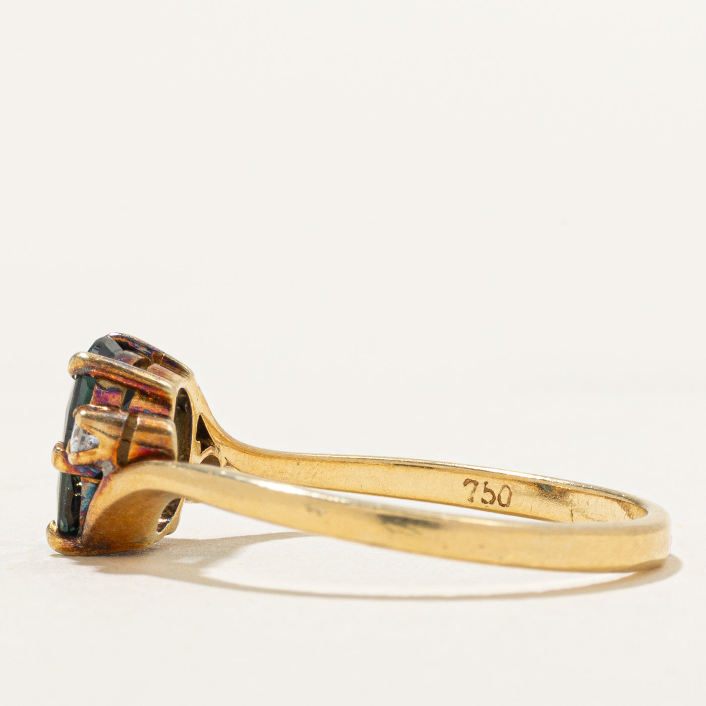 18k Oval Cut Sapphire & Diamond Bypass Ring | 1.24ct, 0.04ctw | SZ 7.5