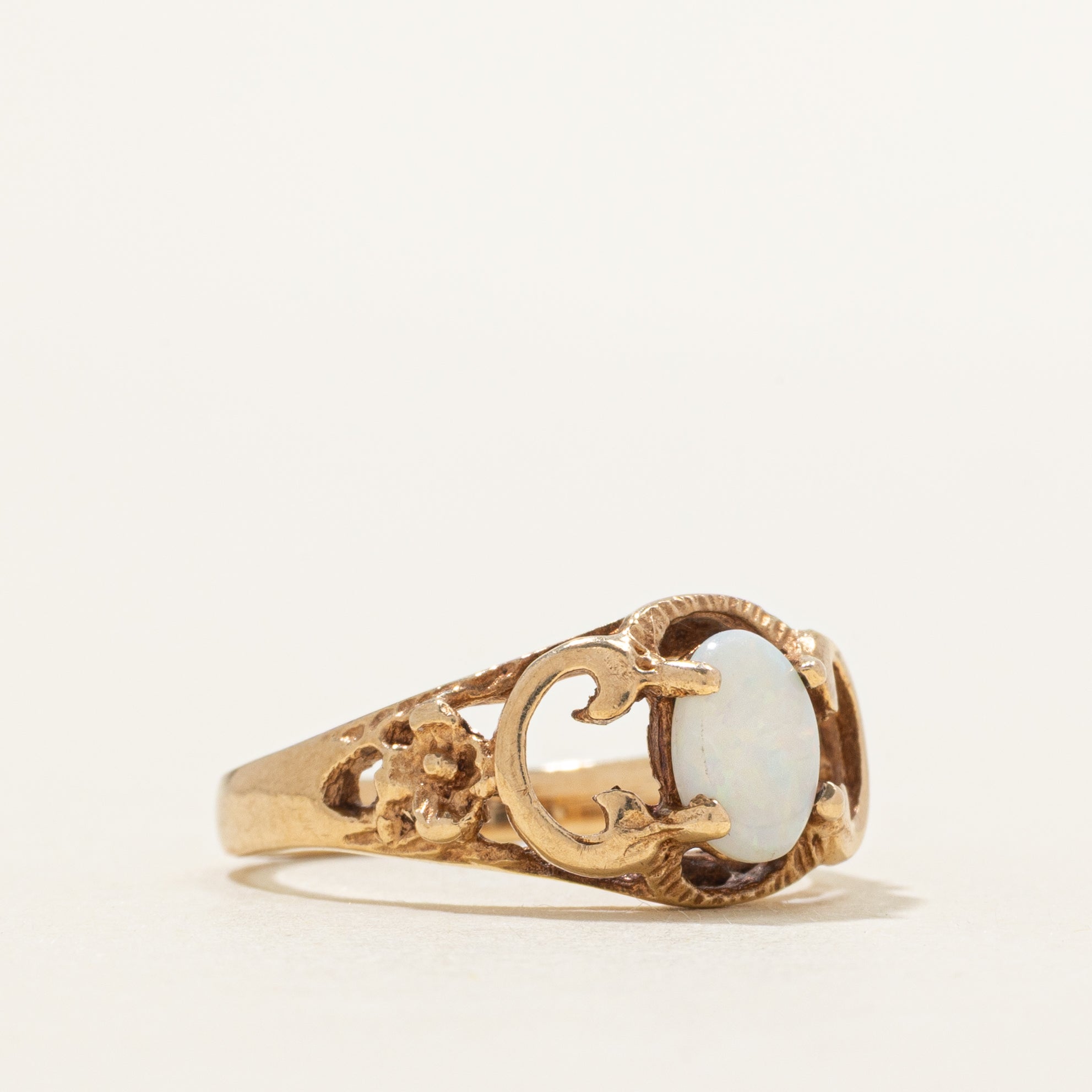 Cabochon Opal Openwork Ring | 0.35ct | SZ 6