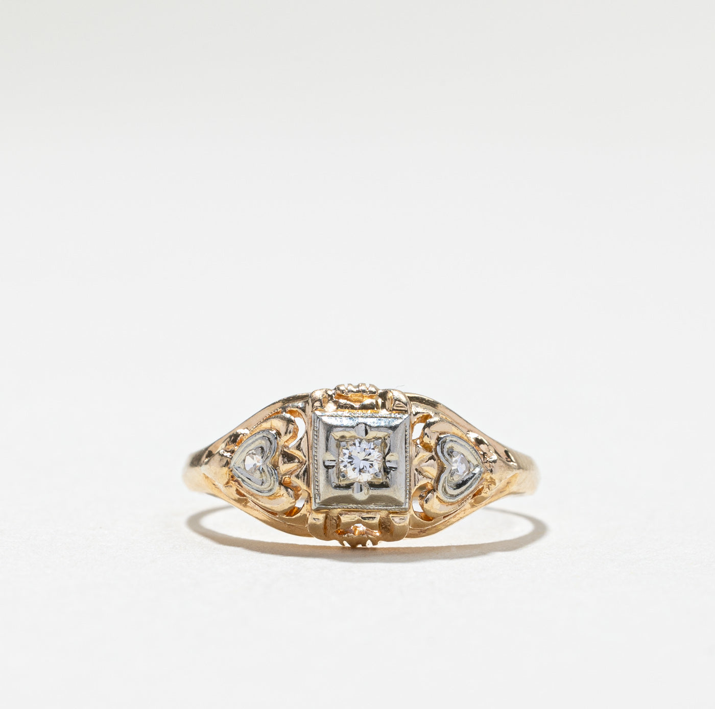 Three Stone Diamond Vintage Ring | 0.05ctw | SZ 6.5 |