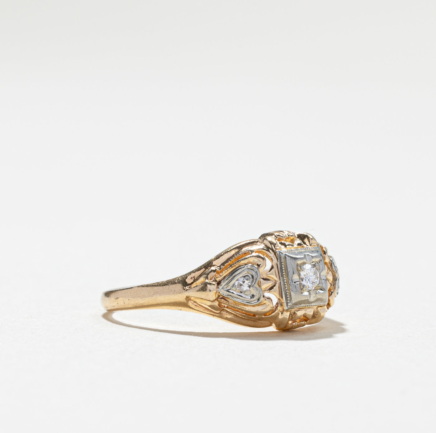 Three Stone Diamond Vintage Ring | 0.05ctw | SZ 6.5 |