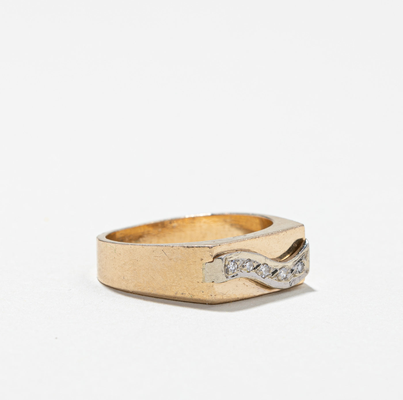 Diamond Gold Ring | 0.05ctw | SZ 6 |