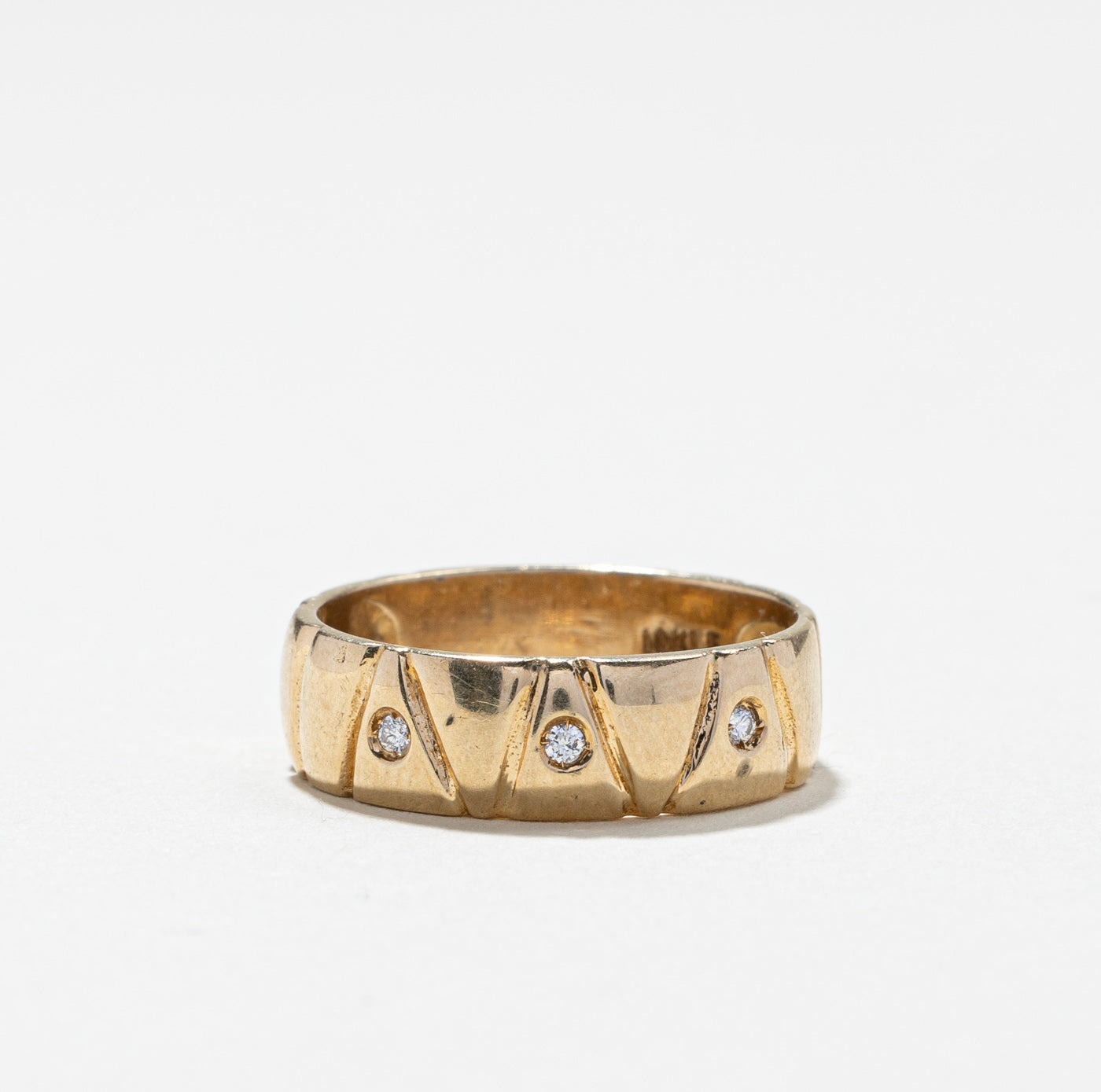 Flush Set Diamond Textured Band | 0.03ctw | SZ 6.75 |
