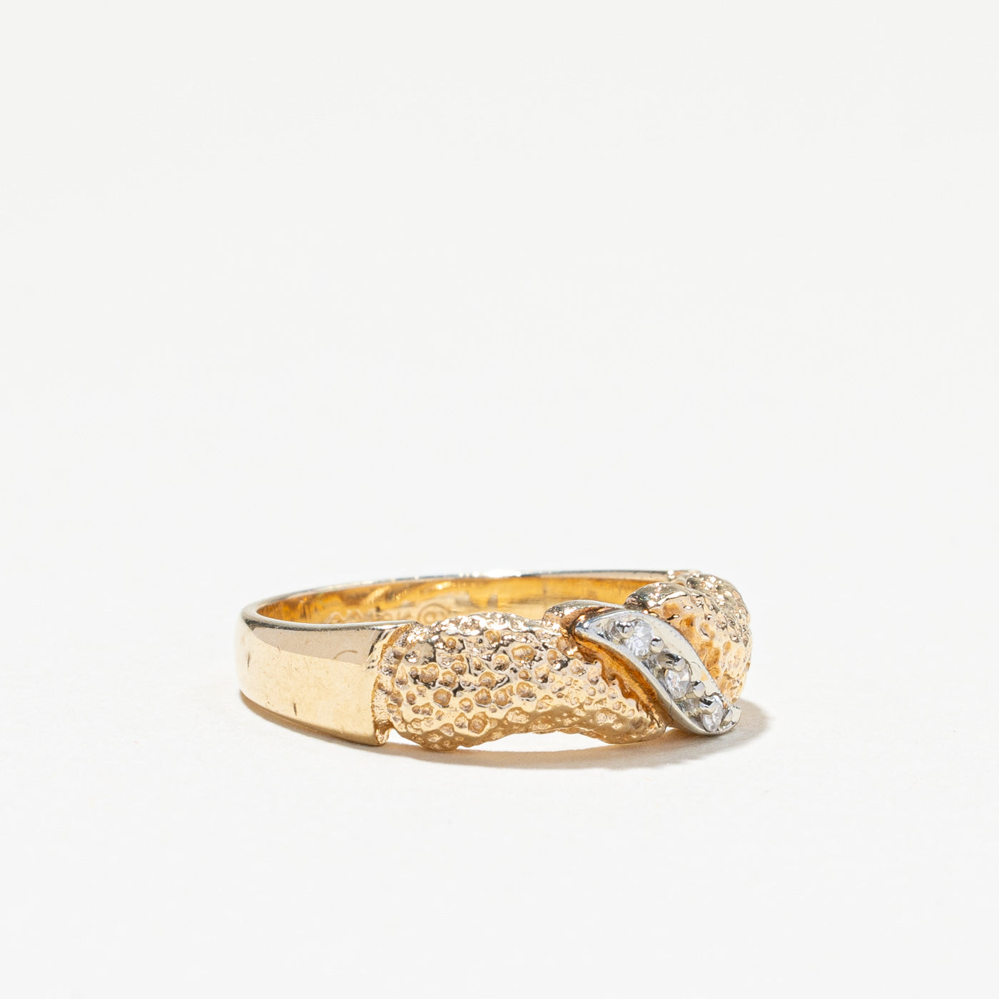 Textured Diamond Ring | 0.04ctw | SZ 6 |