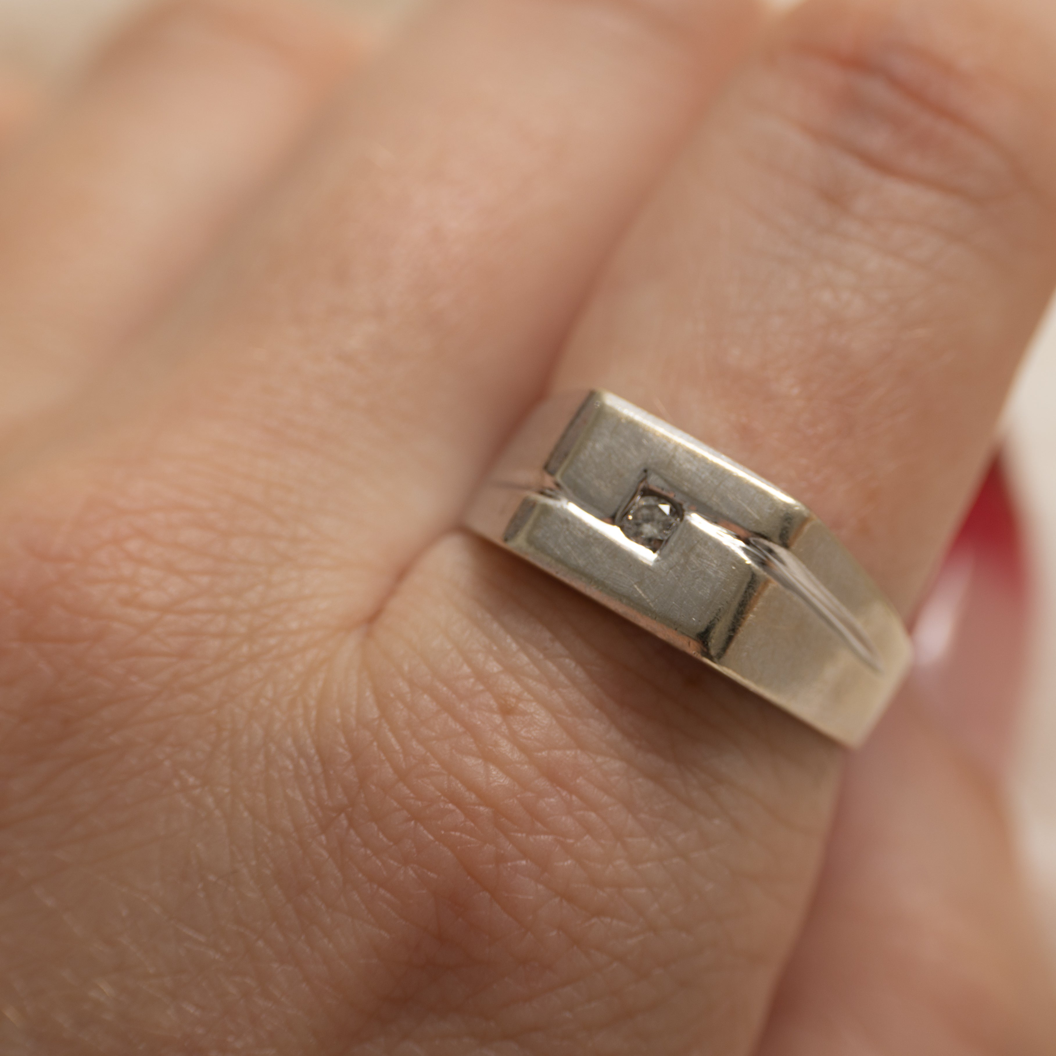 Diamond Grooved Geometric Signet Ring | SZ 9