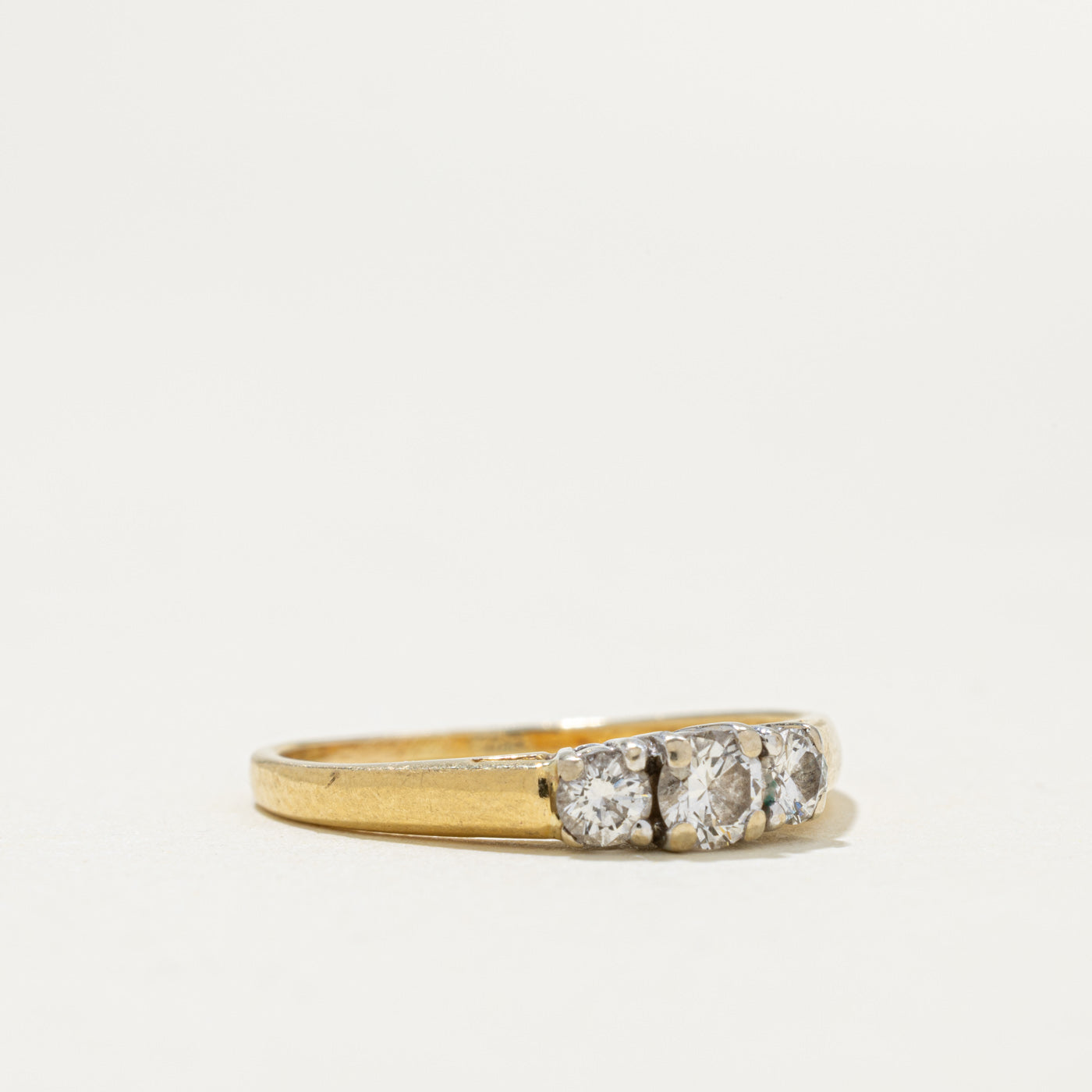 18k Three Stone Diamond Ring | 0.35ctw | SZ 6