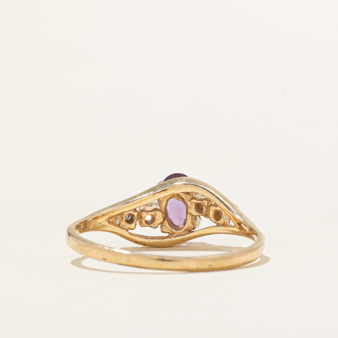 Oval Cut Amethyst & Diamond Cluster Wave Ring | 0.37ct, 0.08ctw | SZ 6.25