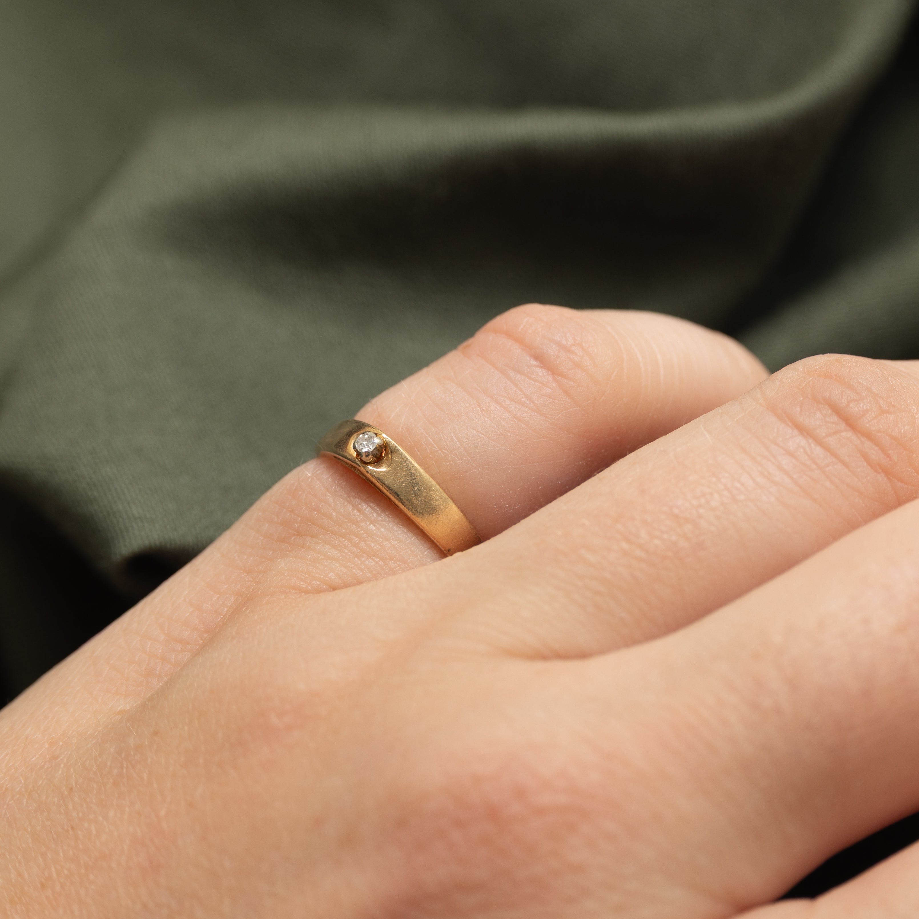 Solitiare Diamond Petite Ring | SZ 3