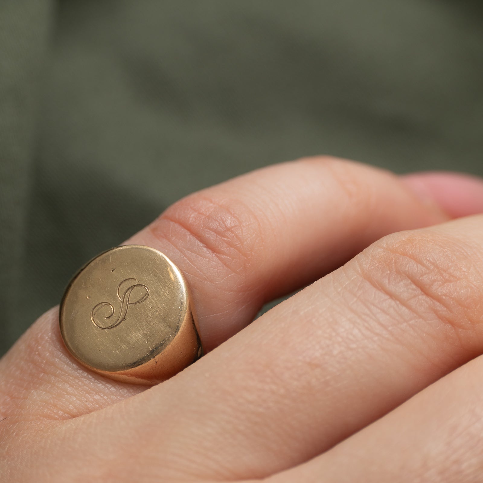 10k Yellow Gold "S" Initial Signet Ring | SZ 2.75