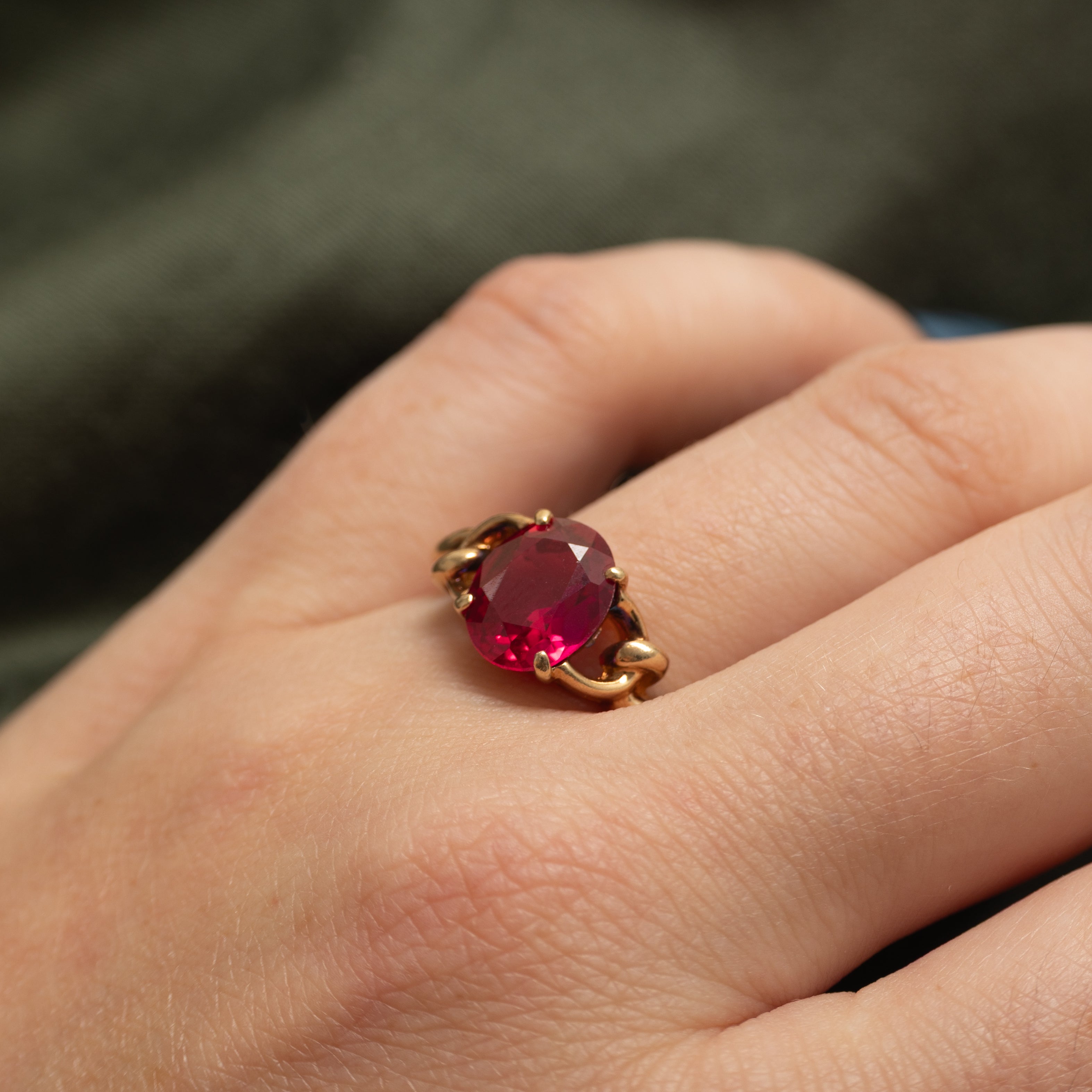 Synthetic Ruby Twisted Ring | 2.60ct | SZ 8.25