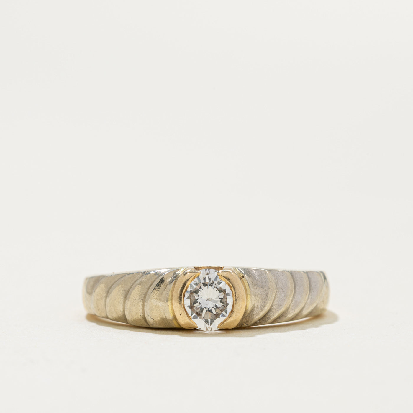 14k Solitaire Semi Bezel Diamond Grooved Ring | 0.38ct VS2 J | SZ 6.25