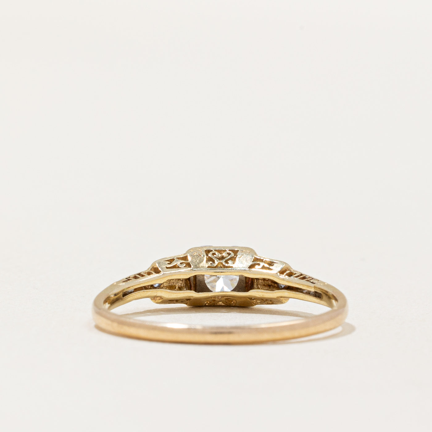 Vintage Diamond Ring | 0.29ctw | SZ 8 |